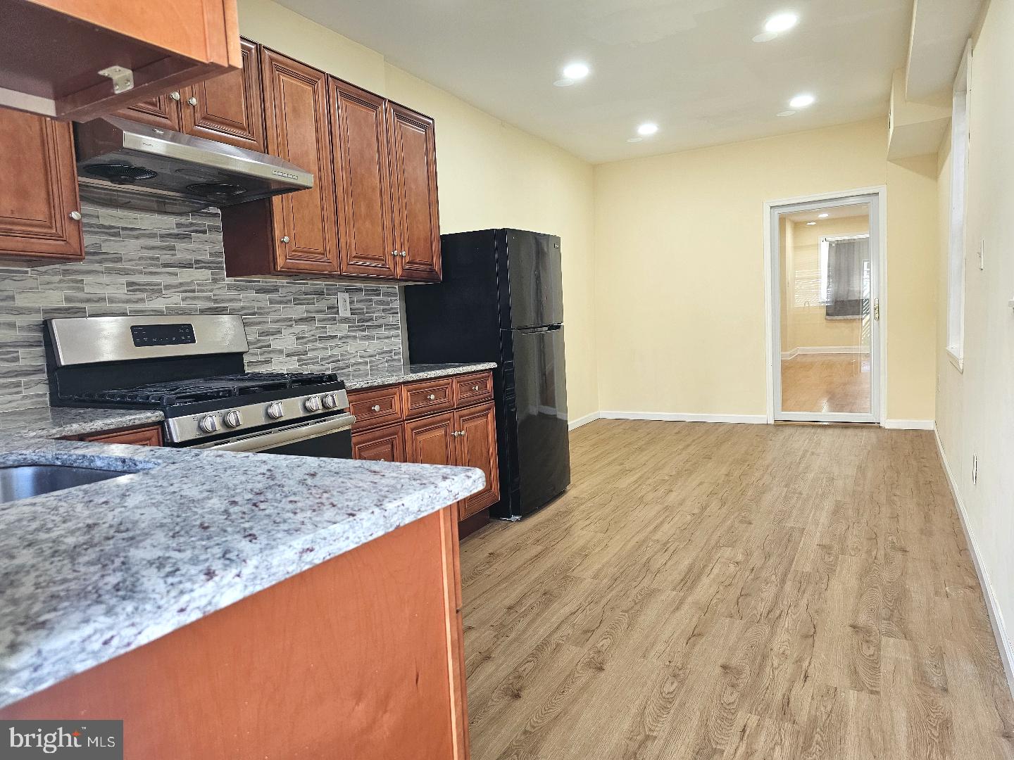 POINT BREEZE - Residential