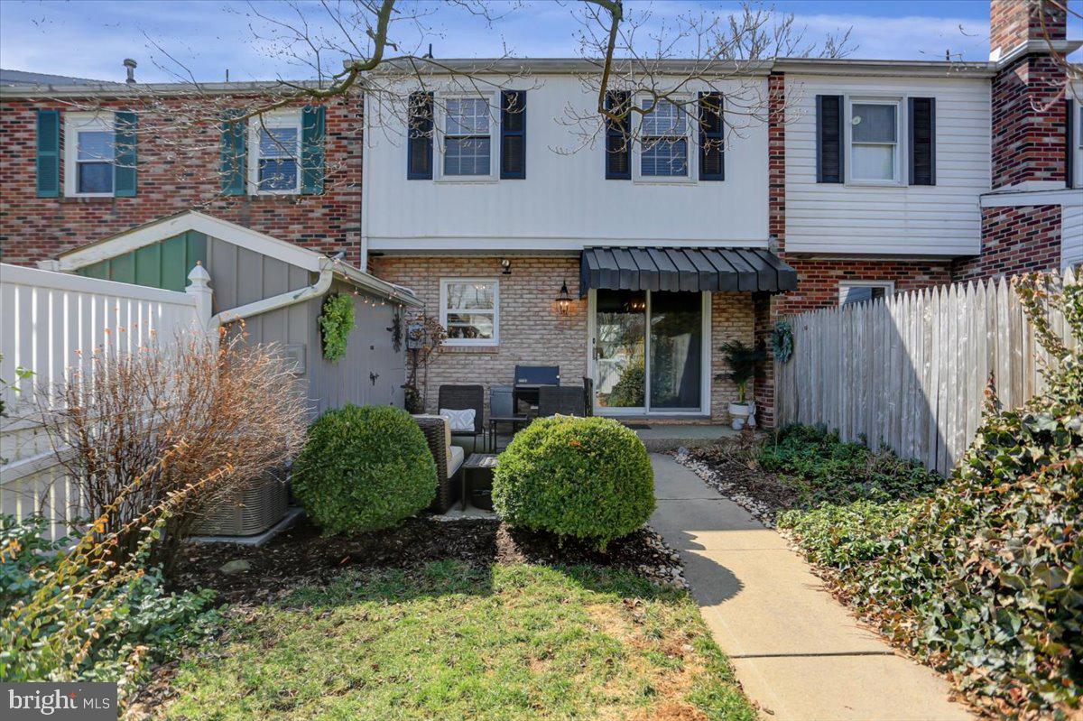 COLDBROOK MEADOWS - Residential