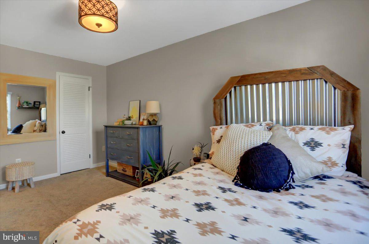 COLDBROOK MEADOWS - Residential