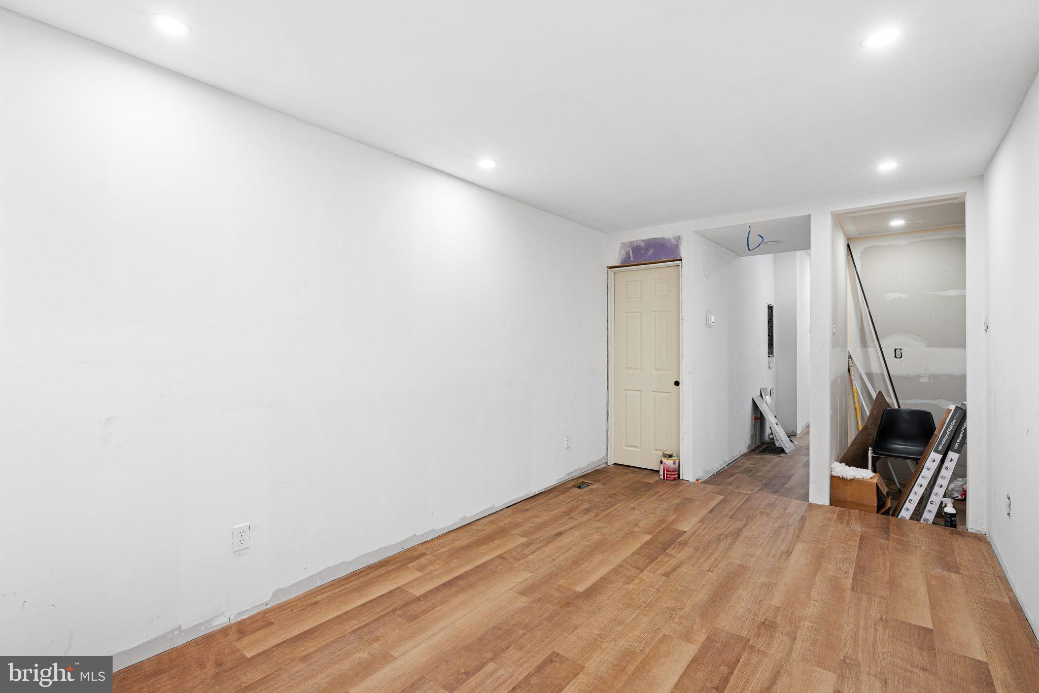 PHILADELPHIA (NORTHWEST) - Residential