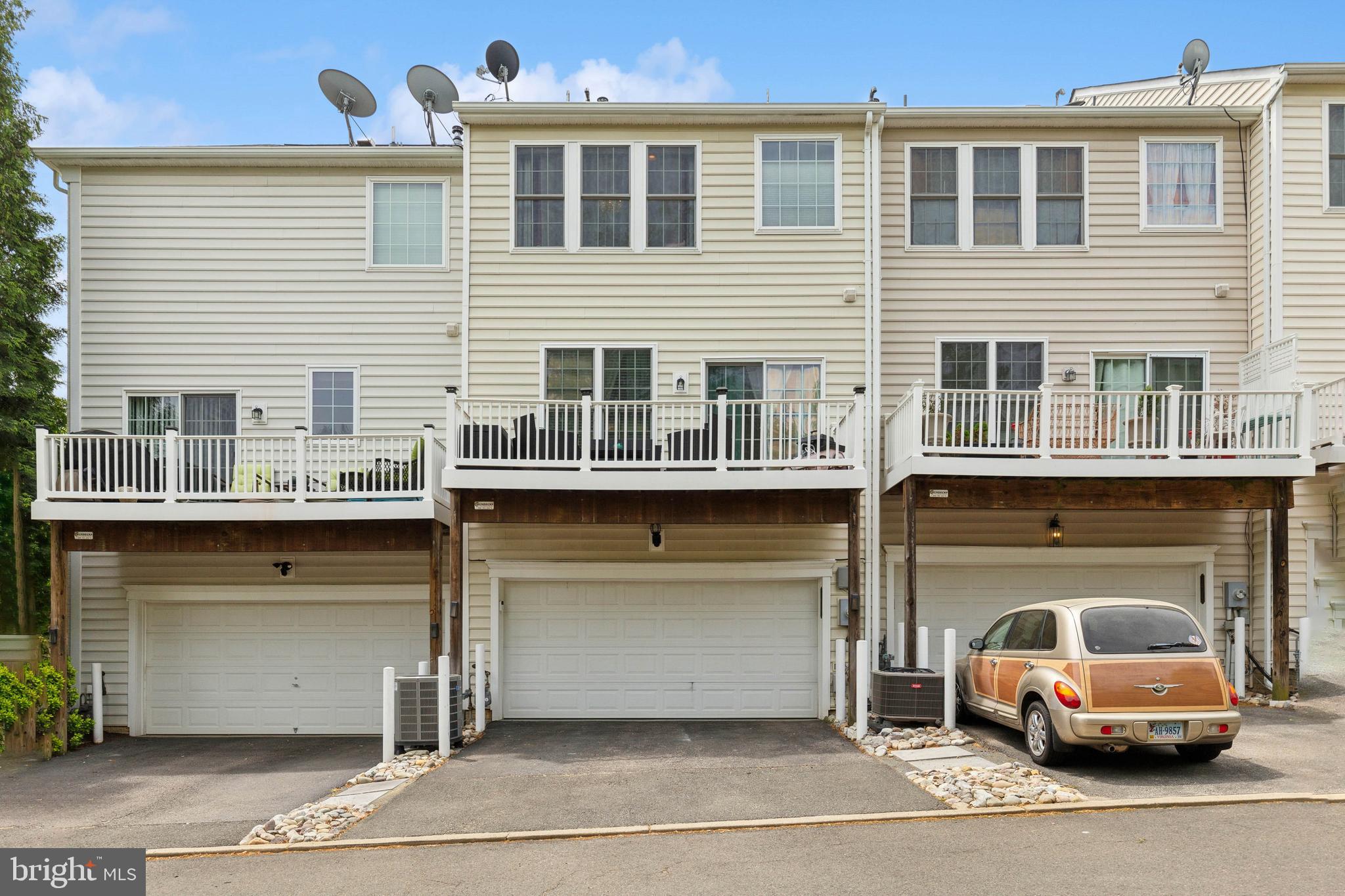 POTOMAC CLUB - Residential