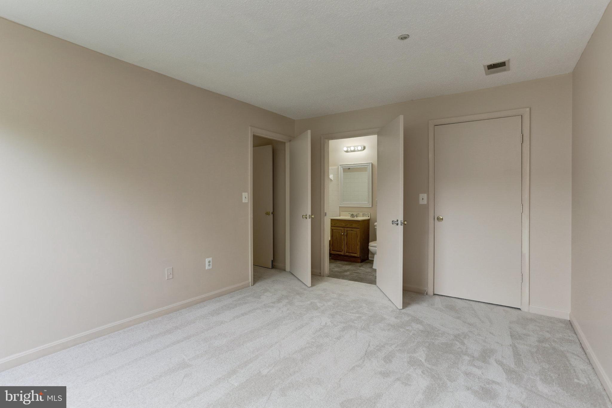 WINTERGATE AT LONGMEAD CROSSING - Residential