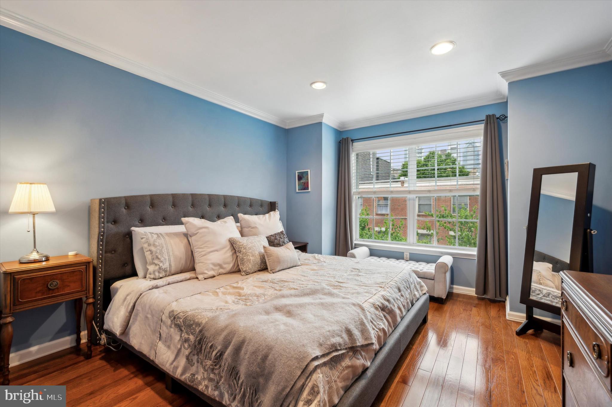 GRADUATE HOSPITAL - Residential