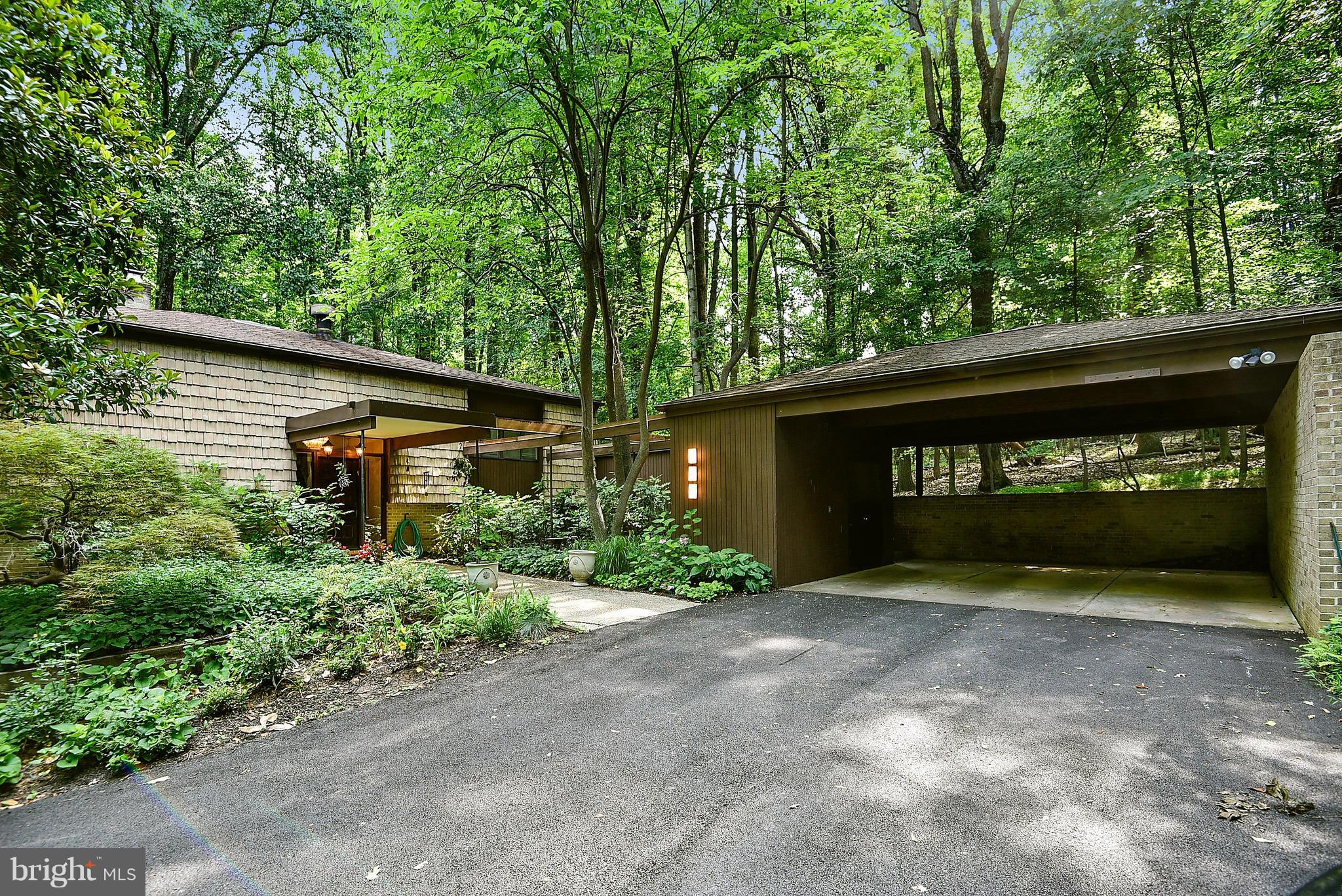 CAVES VALLEY - Residential