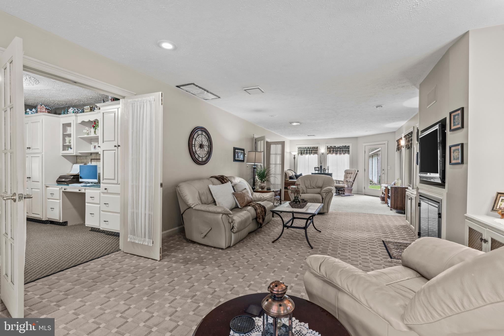 HOPEWELL TOWNSHIP - Residential