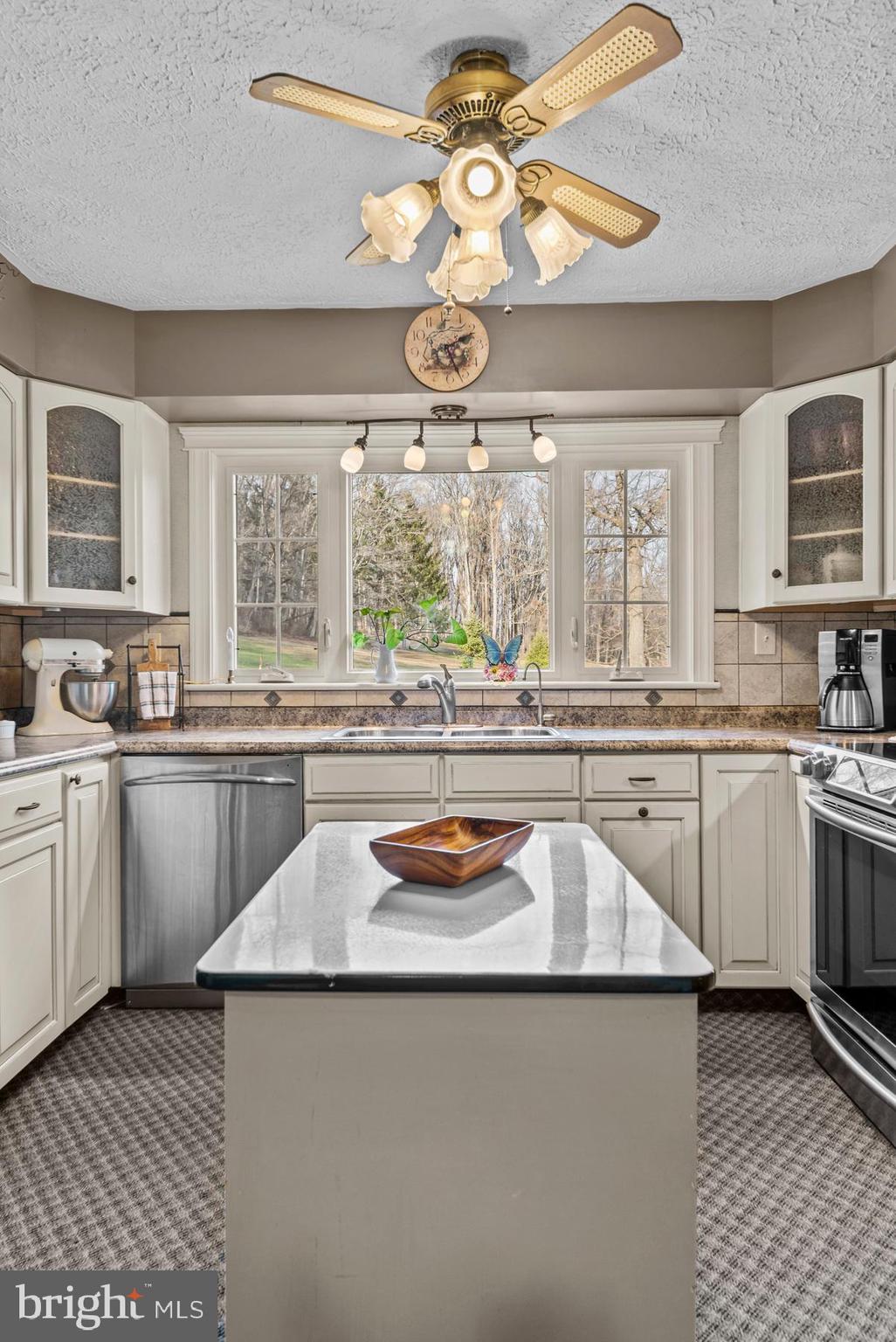 HOPEWELL TOWNSHIP - Residential