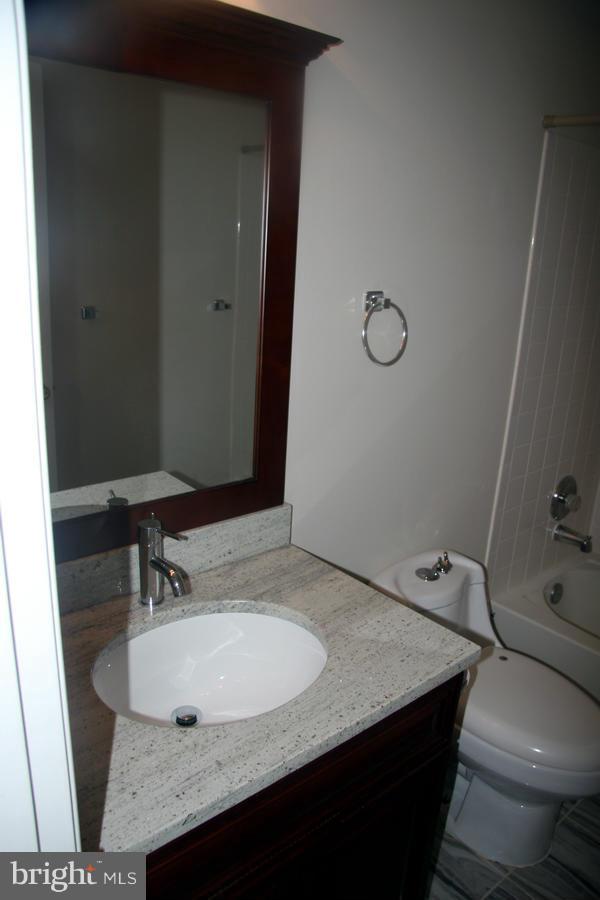 PROSPECT COVE AT LAKESID - Residential Lease