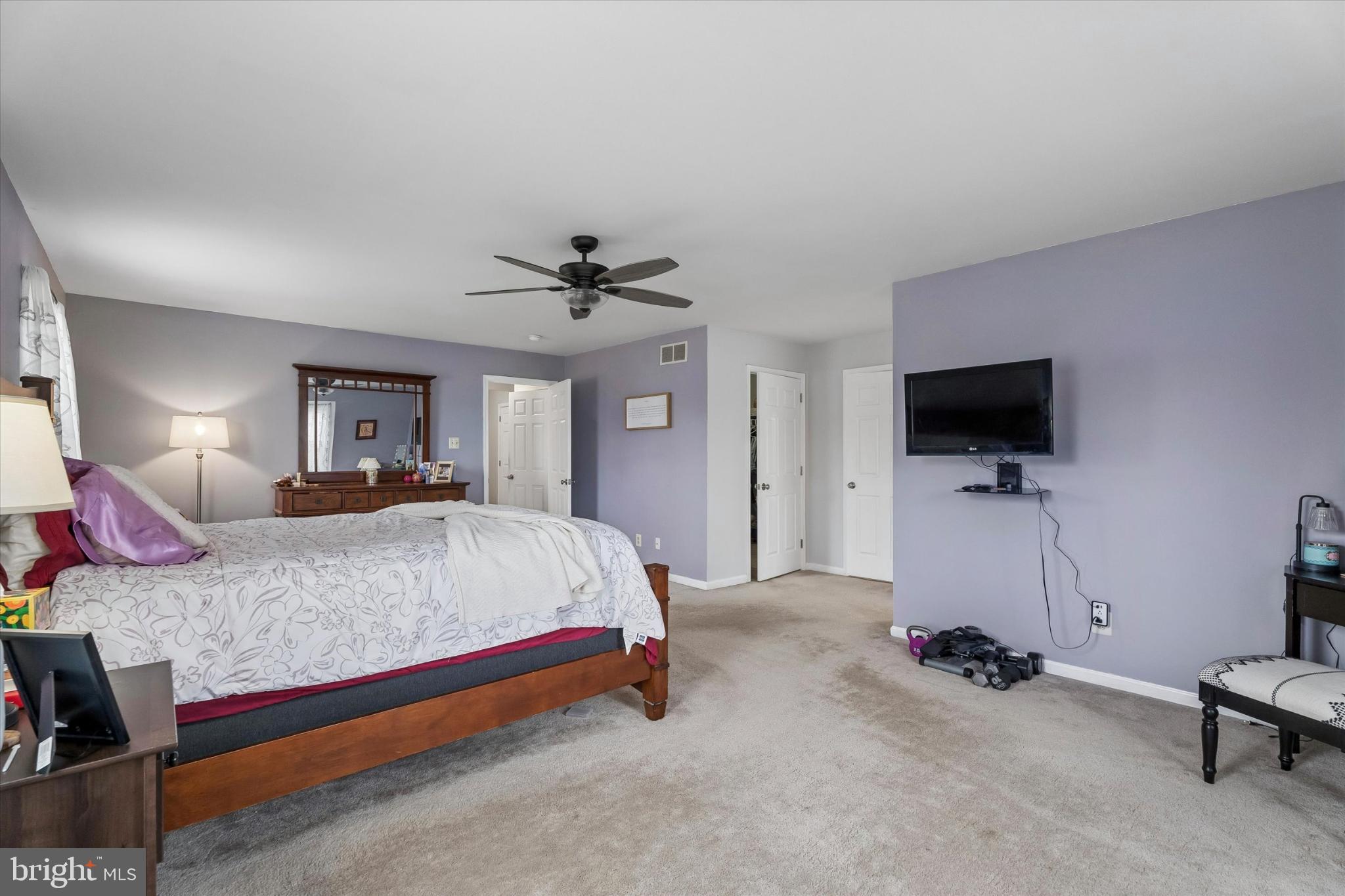 CHARLESTOWNE - Residential