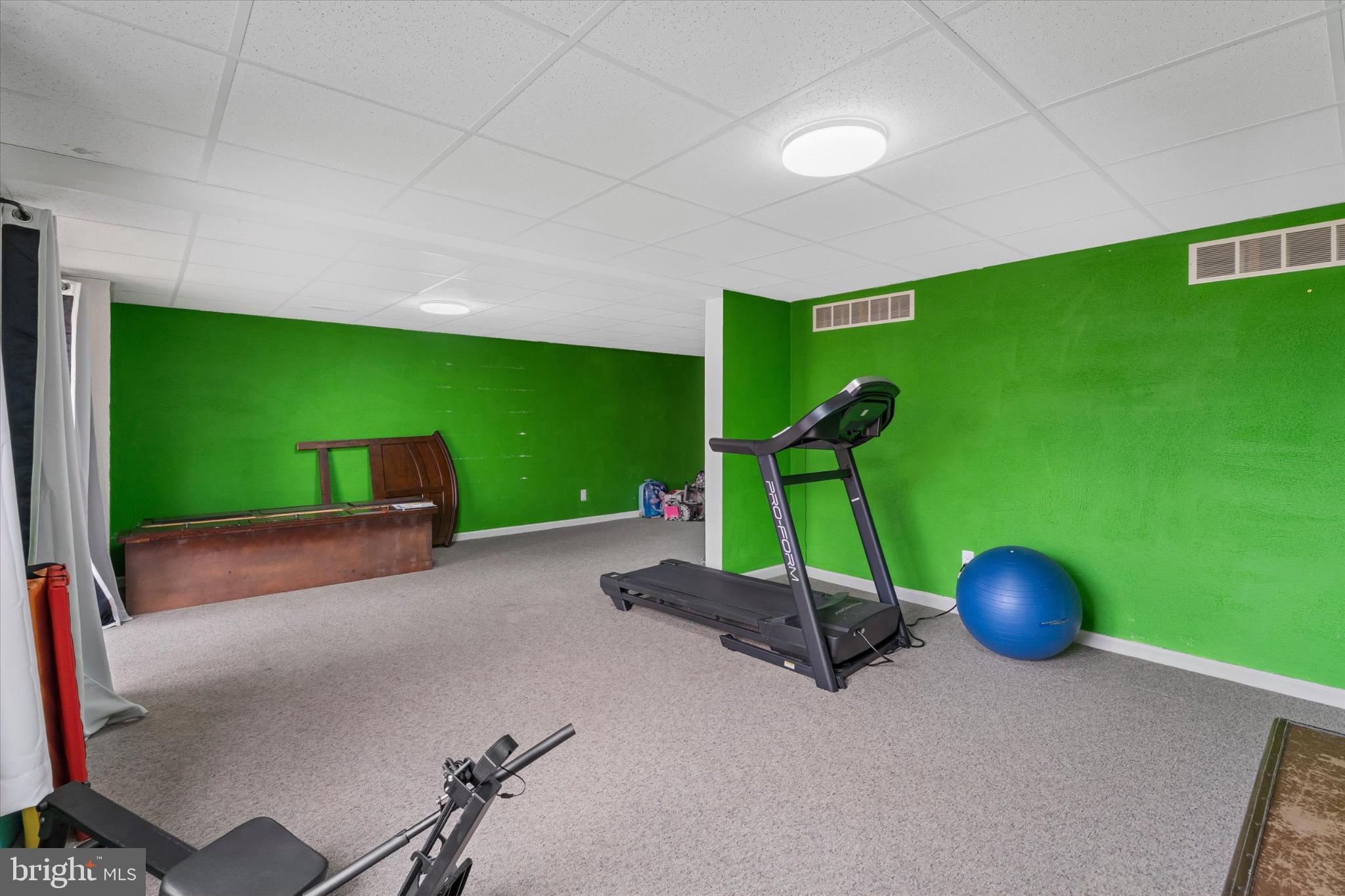 CHARLESTOWNE - Residential