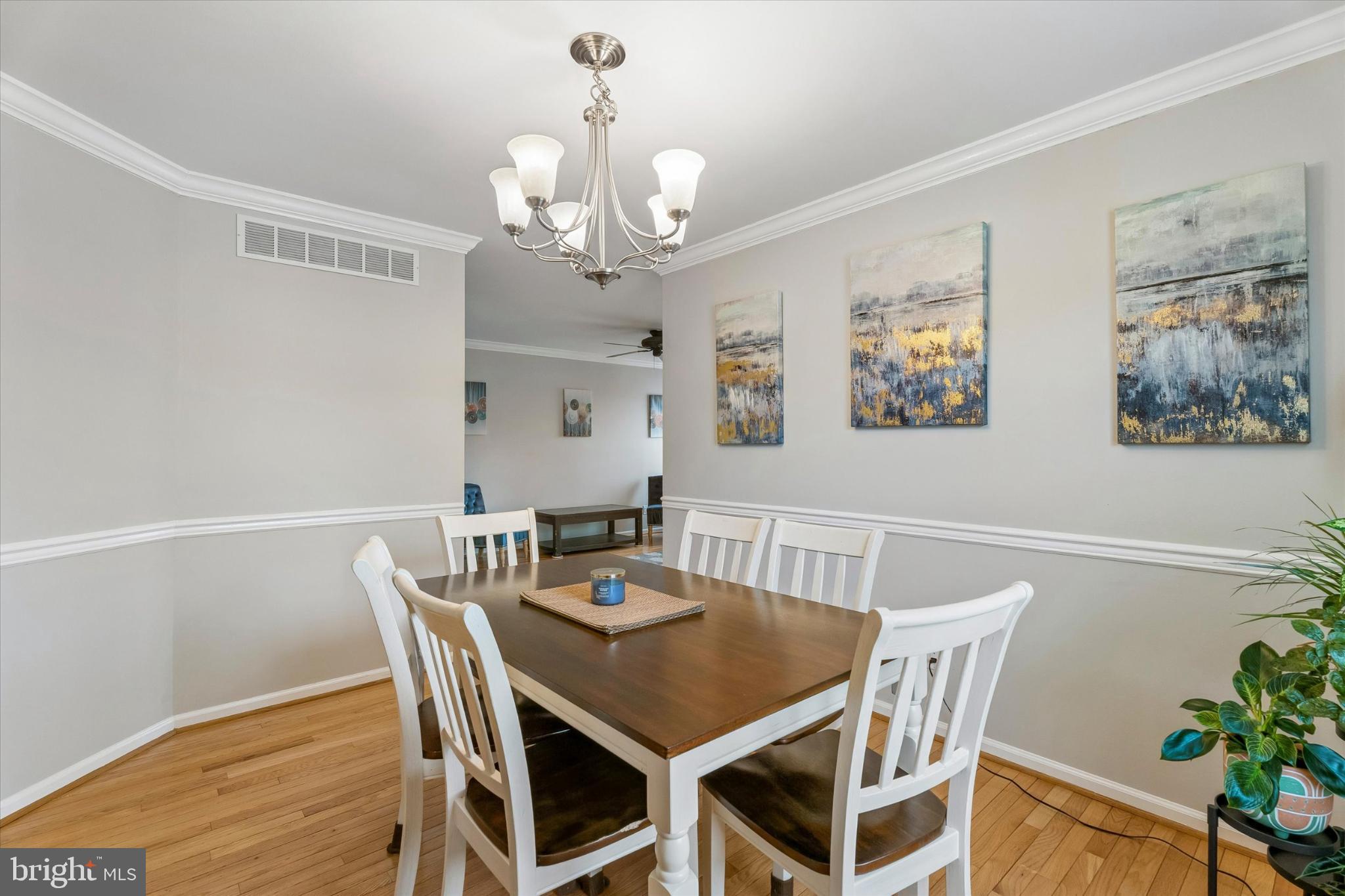 CHARLESTOWNE - Residential