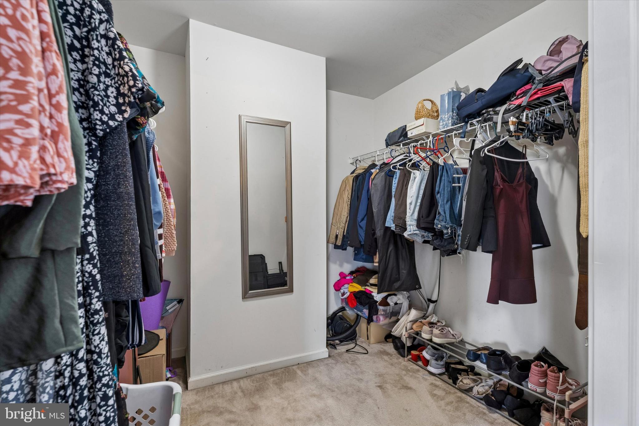 CHARLESTOWNE - Residential