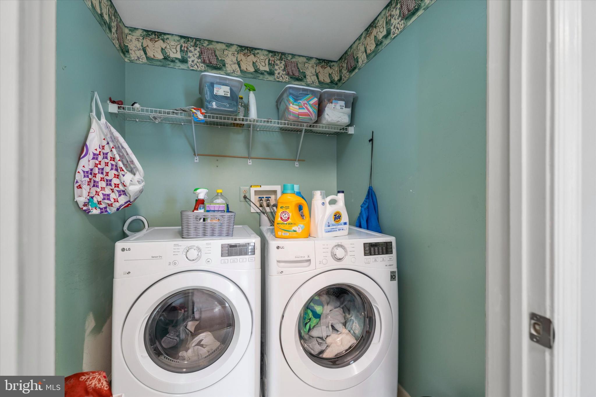 CHARLESTOWNE - Residential