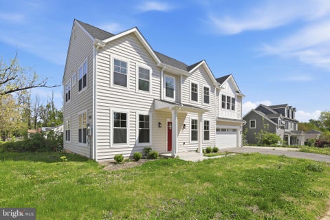 Photo of 501 N Horners Lane, ROCKVILLE, MD 20850 (MLS # MDMC2260674)