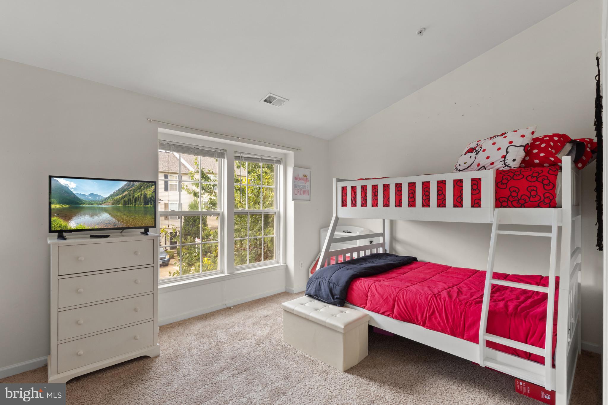 VILLAGE TOWNS - Residential