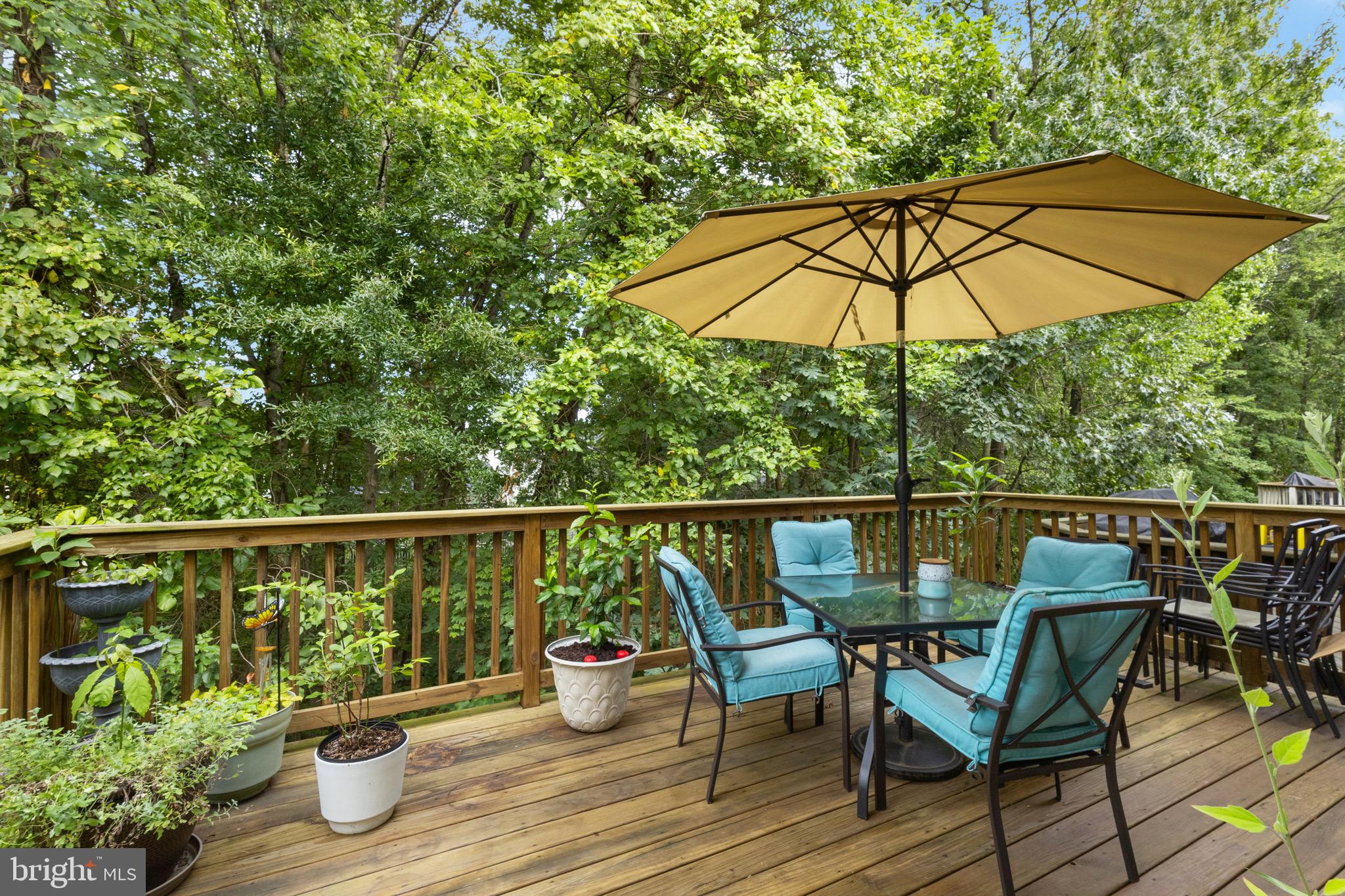 VILLAGE TOWNS - Residential