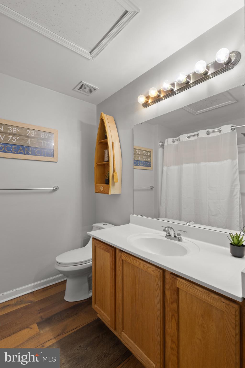 VILLAGE TOWNS - Residential