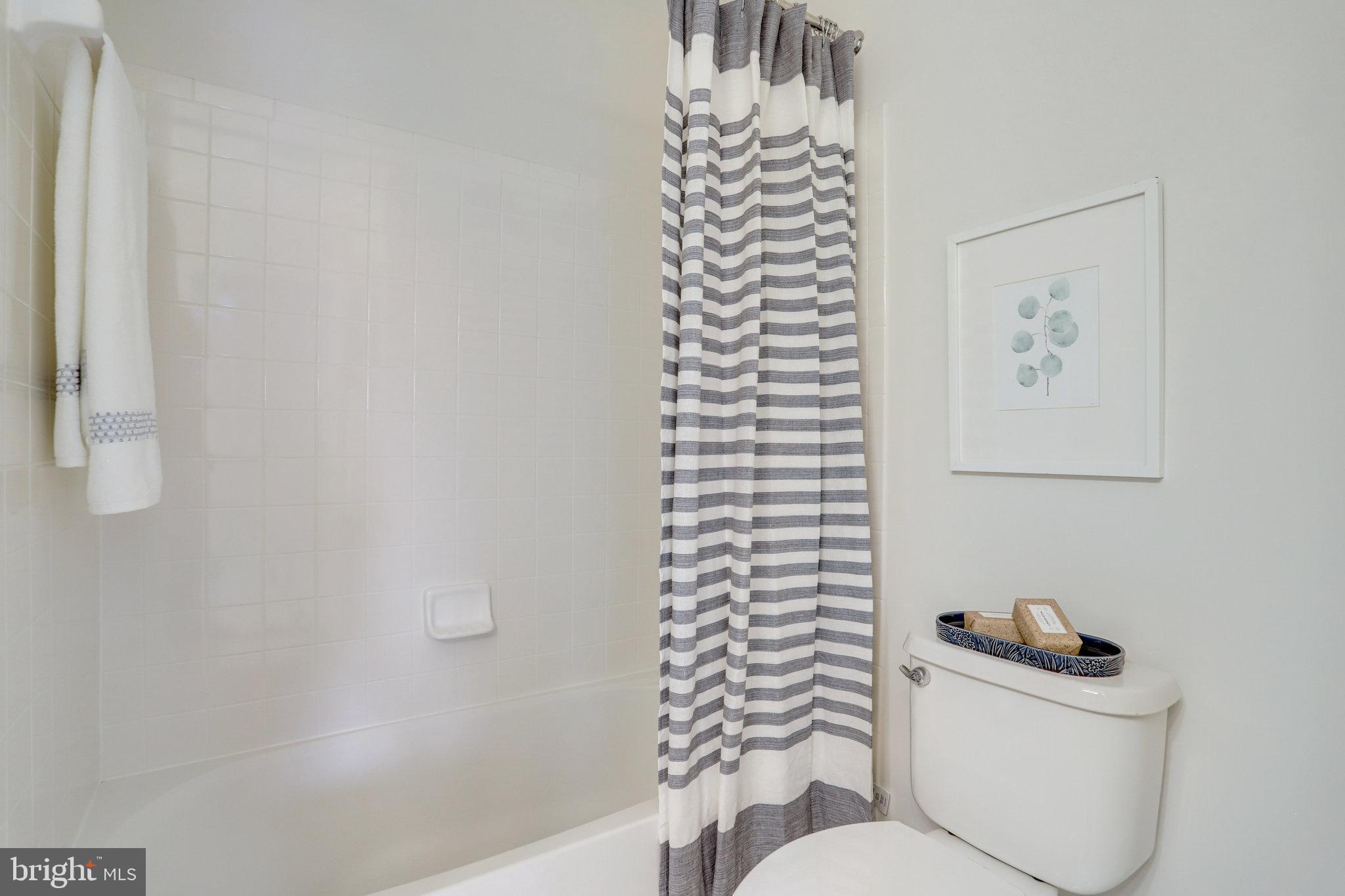 WATTERS GLEN - Residential