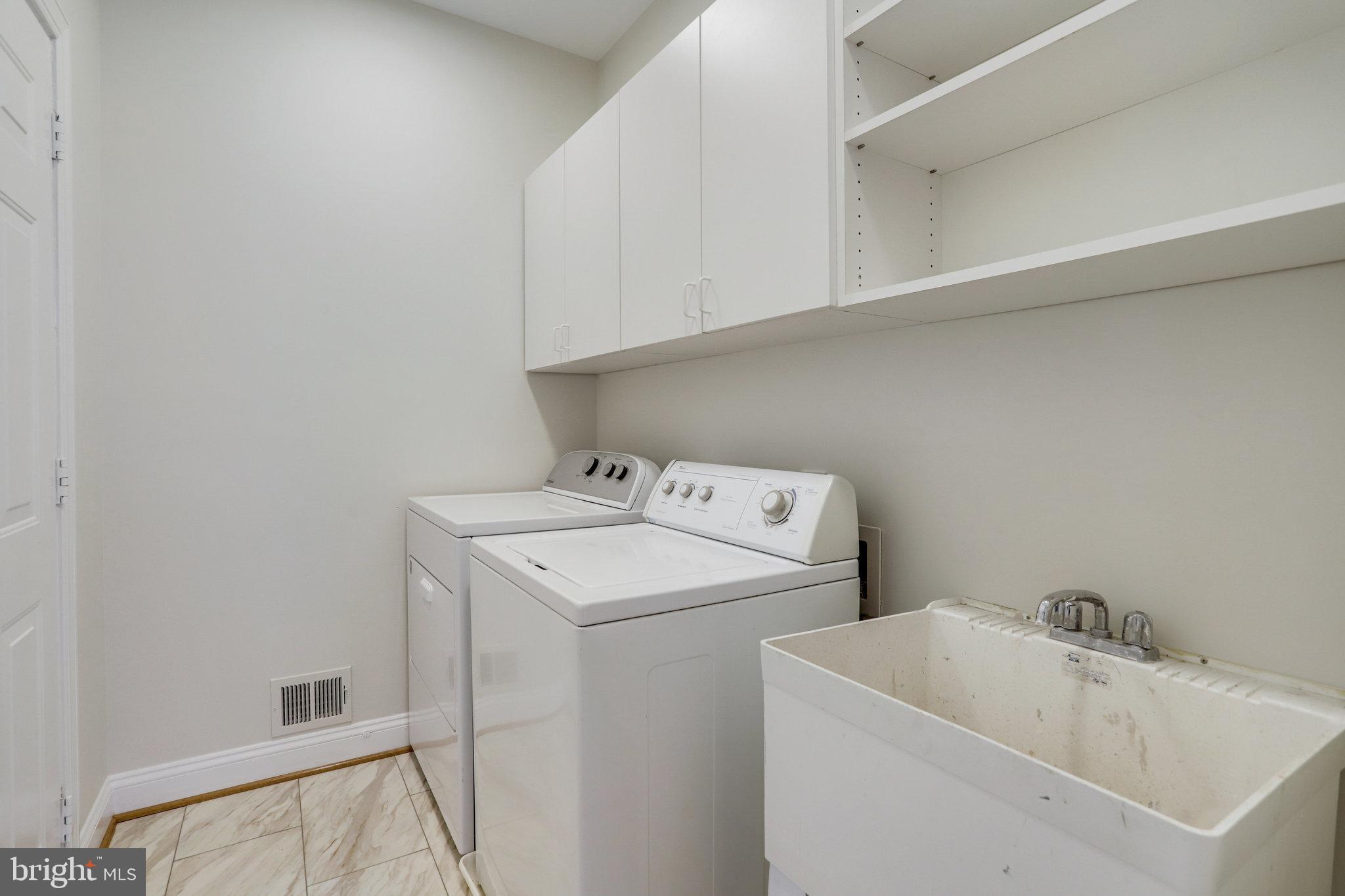 WATTERS GLEN - Residential