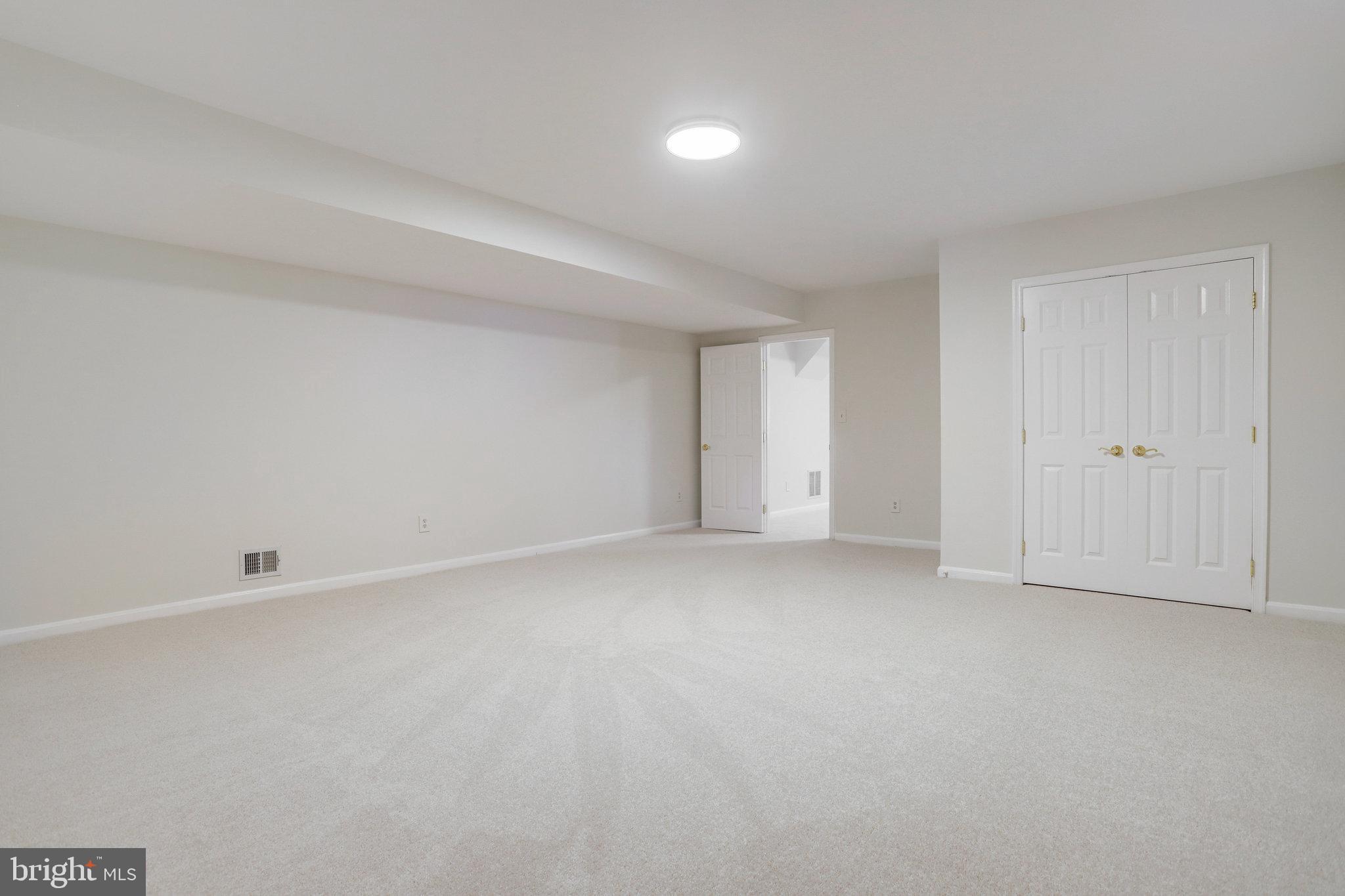 WATTERS GLEN - Residential