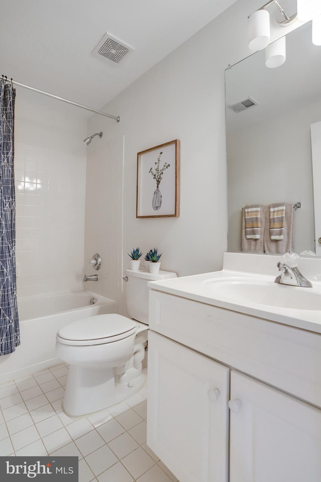 WATTERS GLEN - Residential