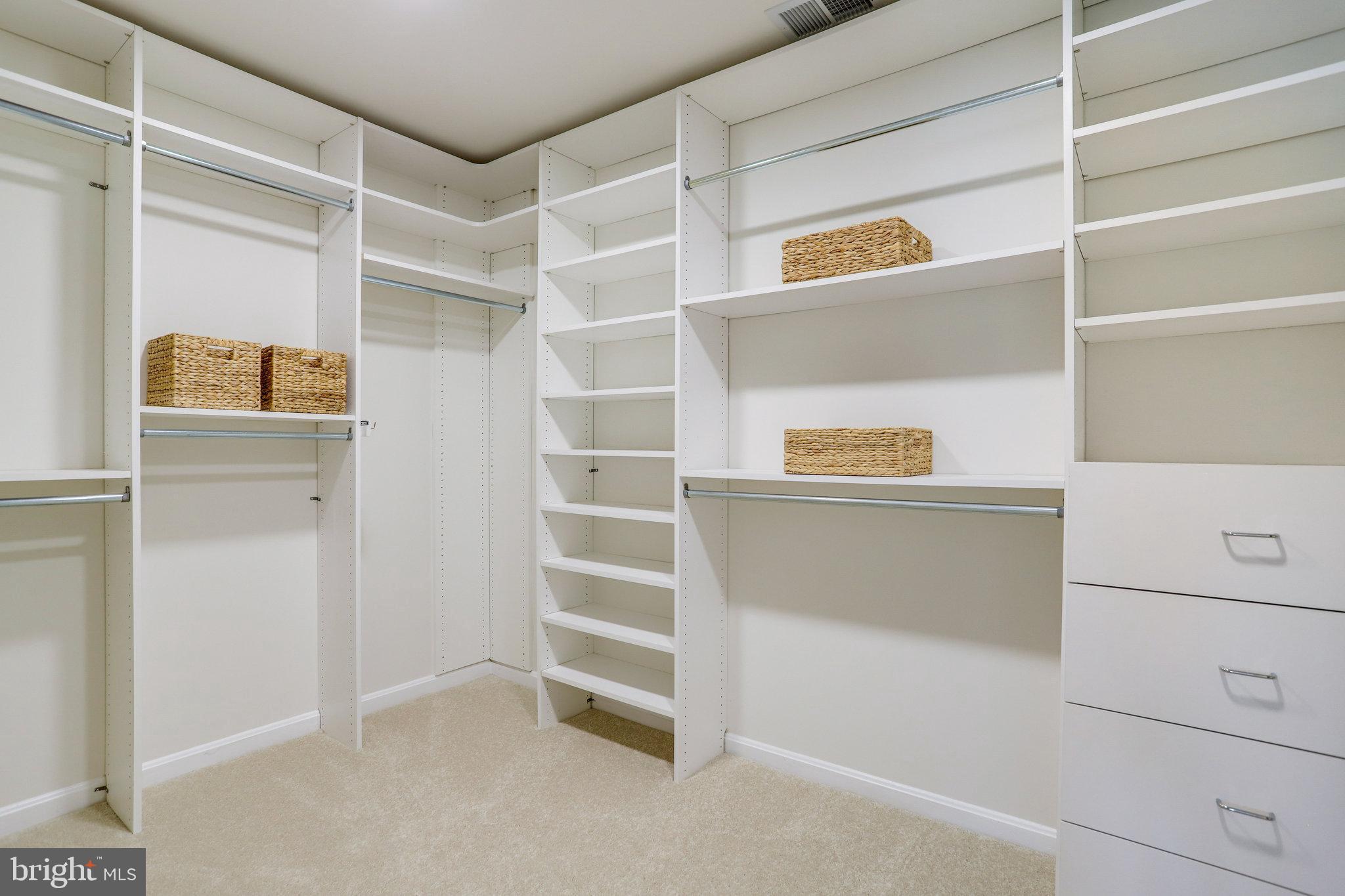 WATTERS GLEN - Residential