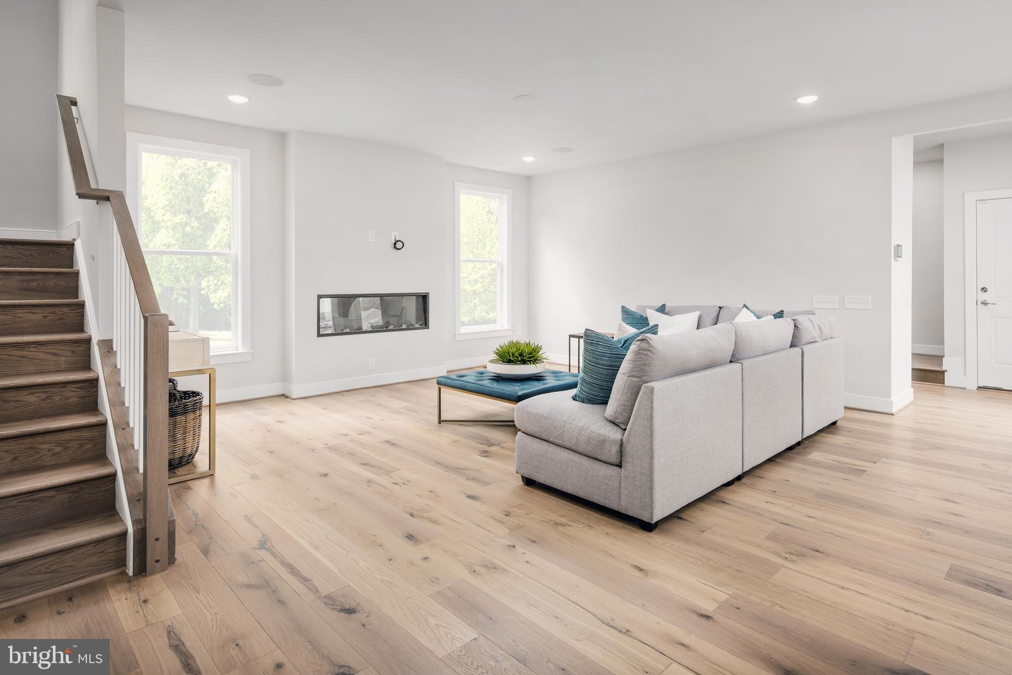 42684 CATTAIL CREEK DRIVE