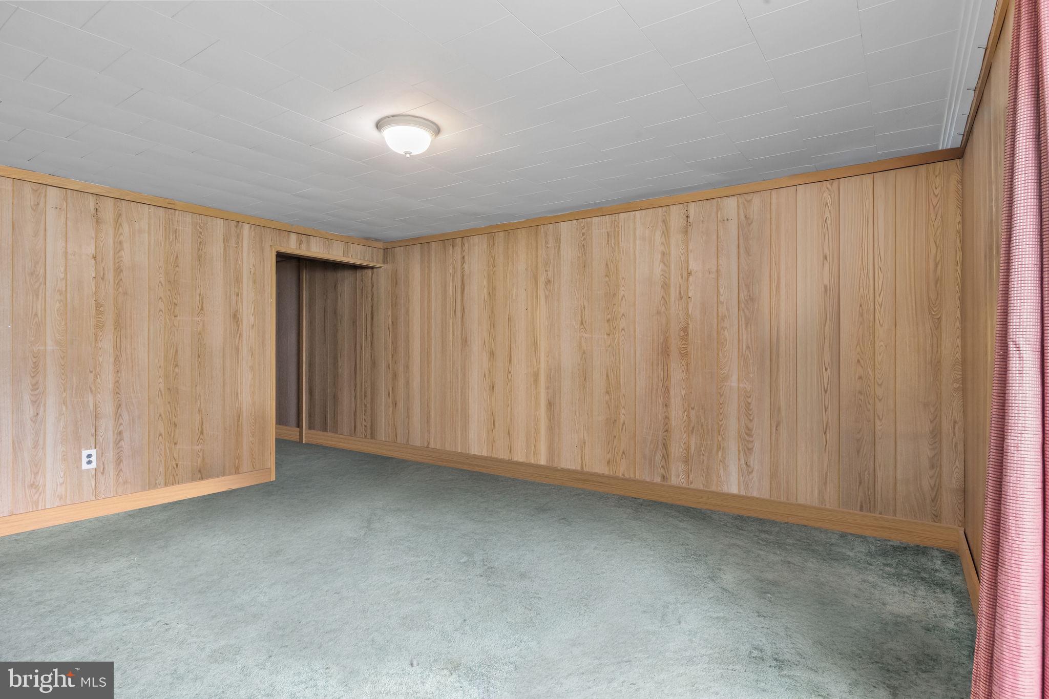 BUSTLETON - Residential