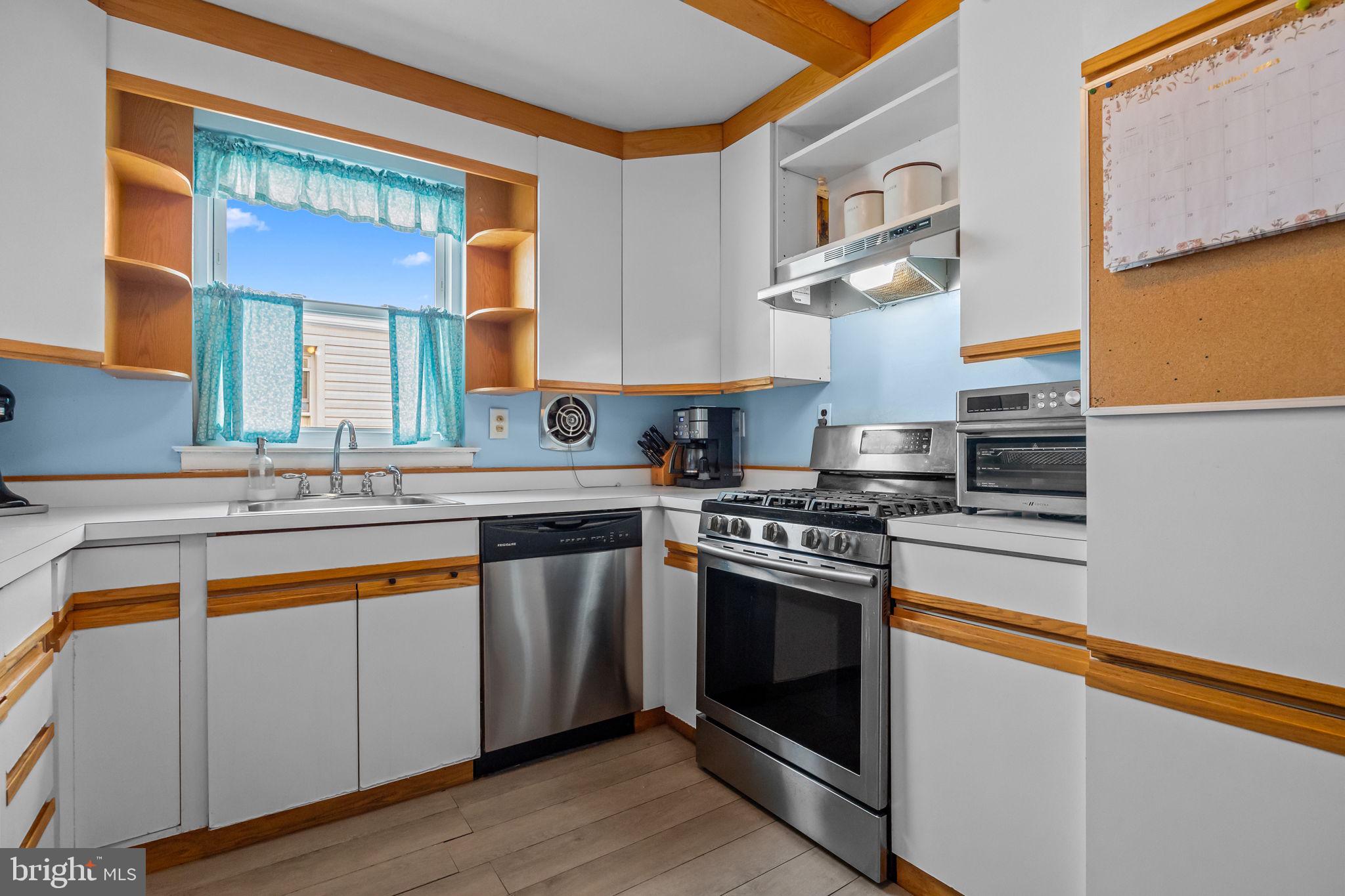 BUSTLETON - Residential