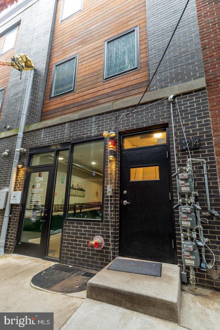 FISHTOWN - Residential Lease