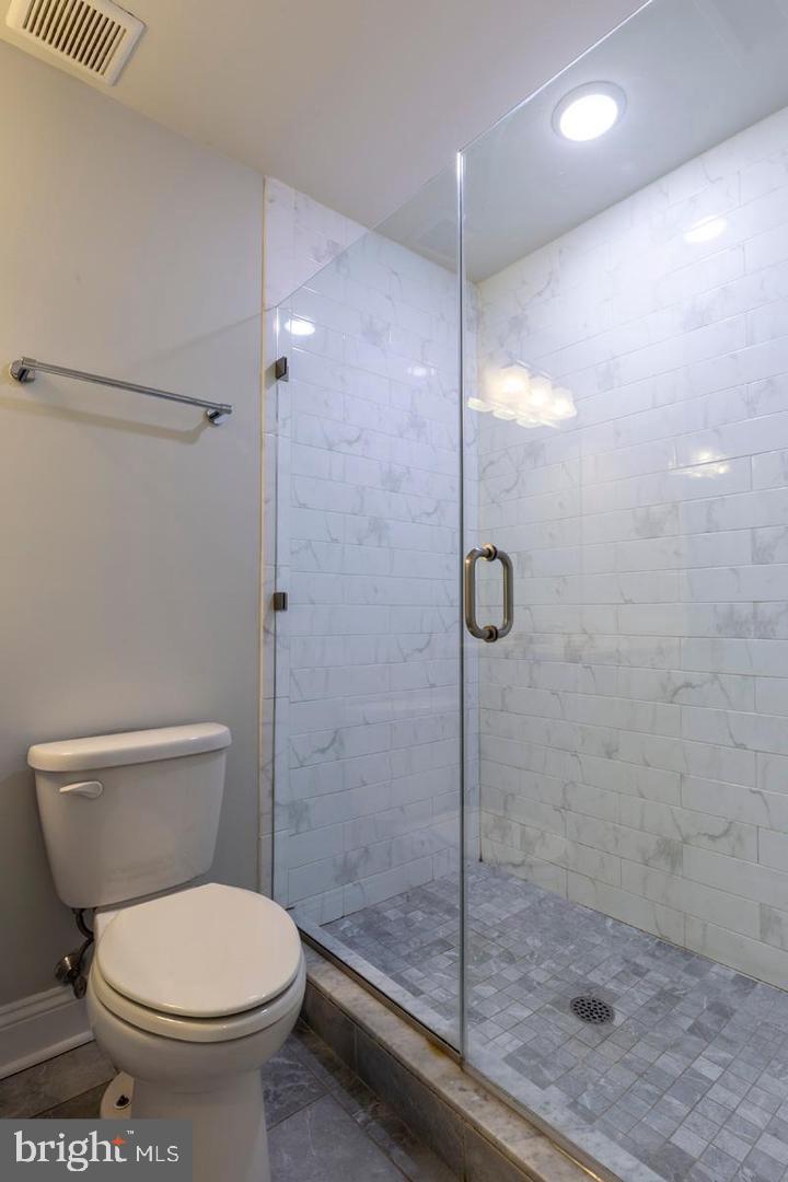 FISHTOWN - Residential Lease