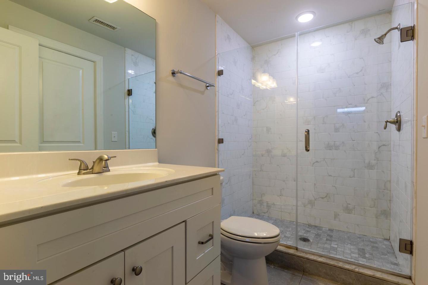 FISHTOWN - Residential Lease