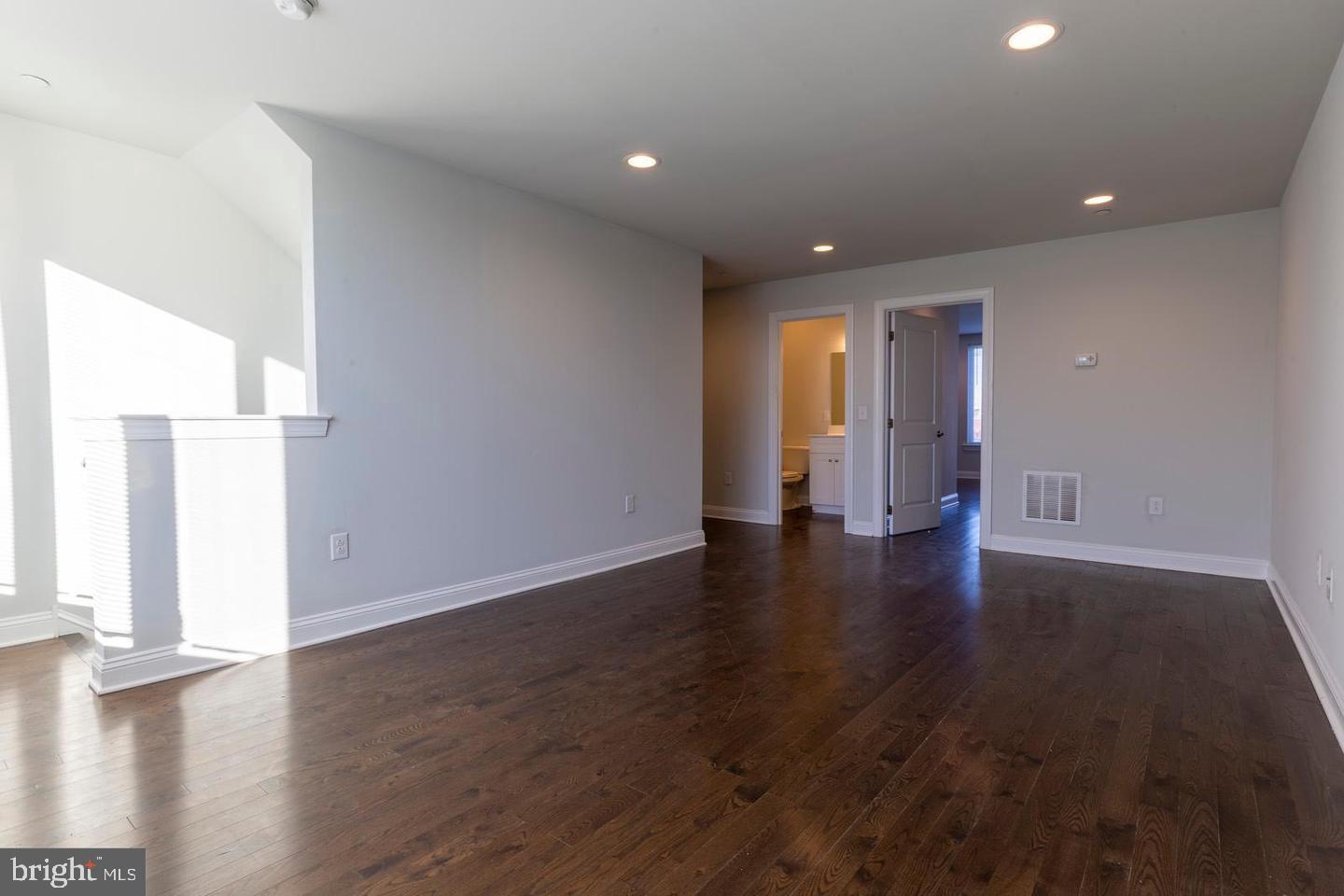 FISHTOWN - Residential Lease