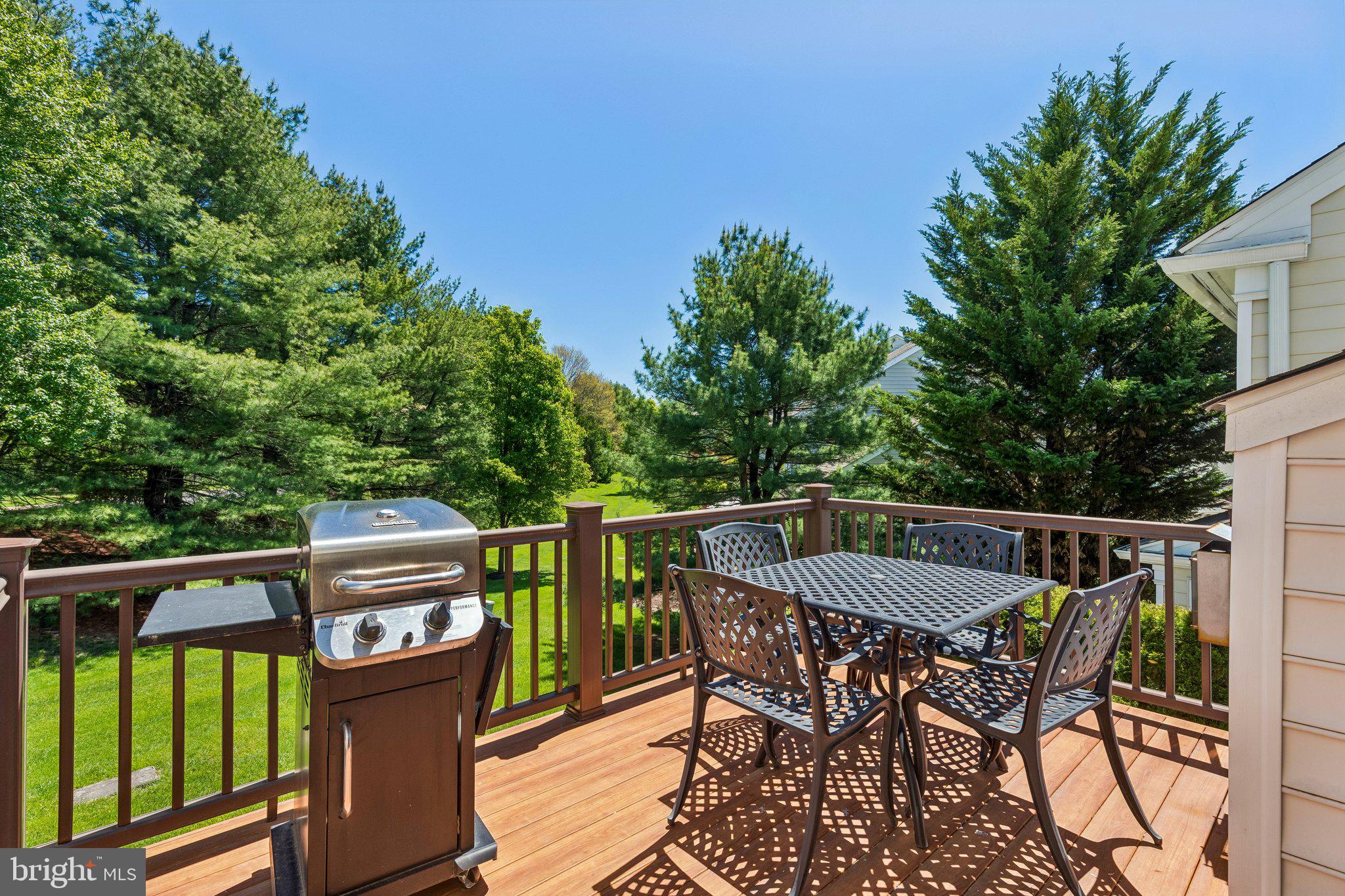 DOYLESTOWN STATION - Residential