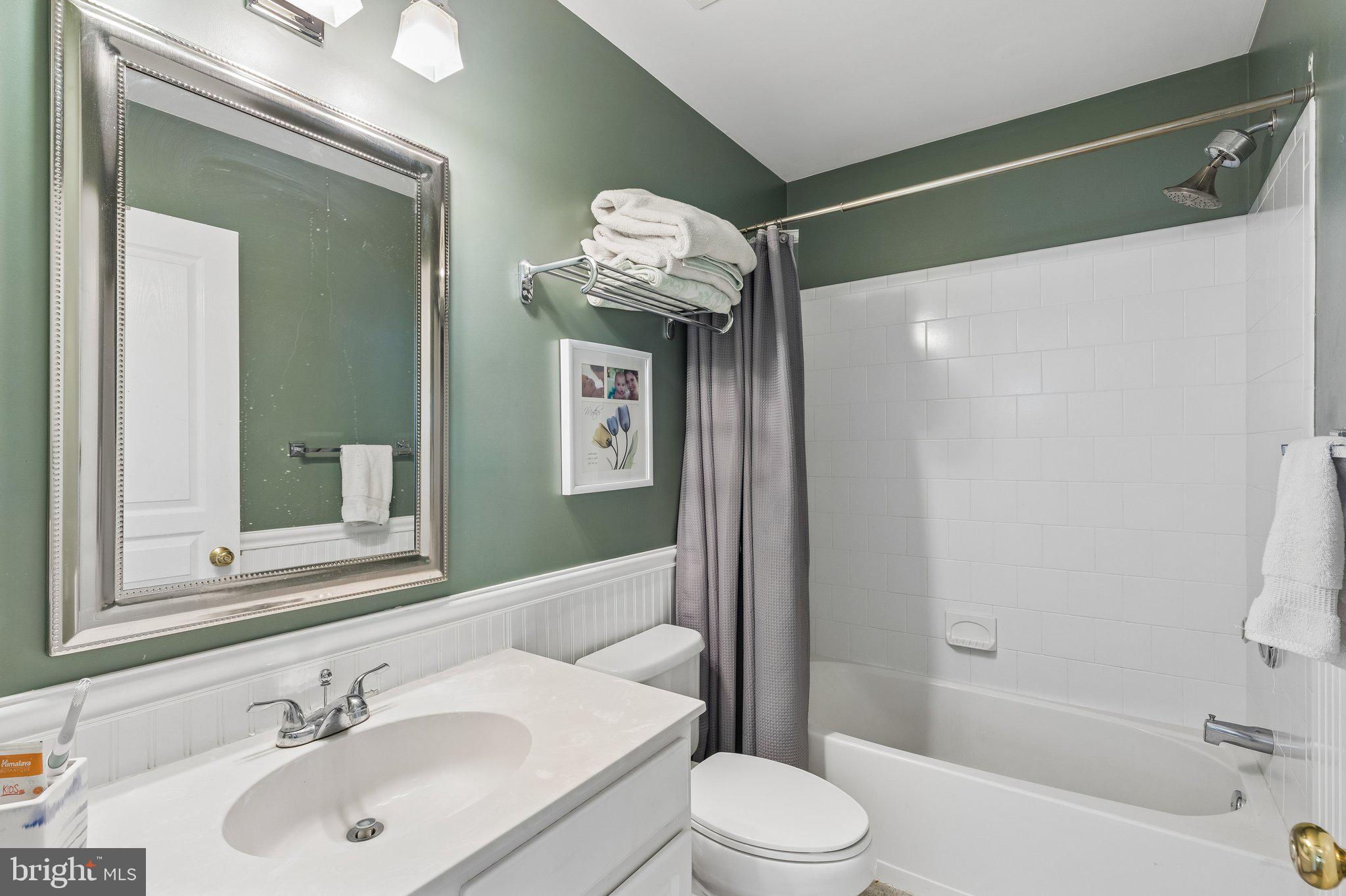DOYLESTOWN STATION - Residential