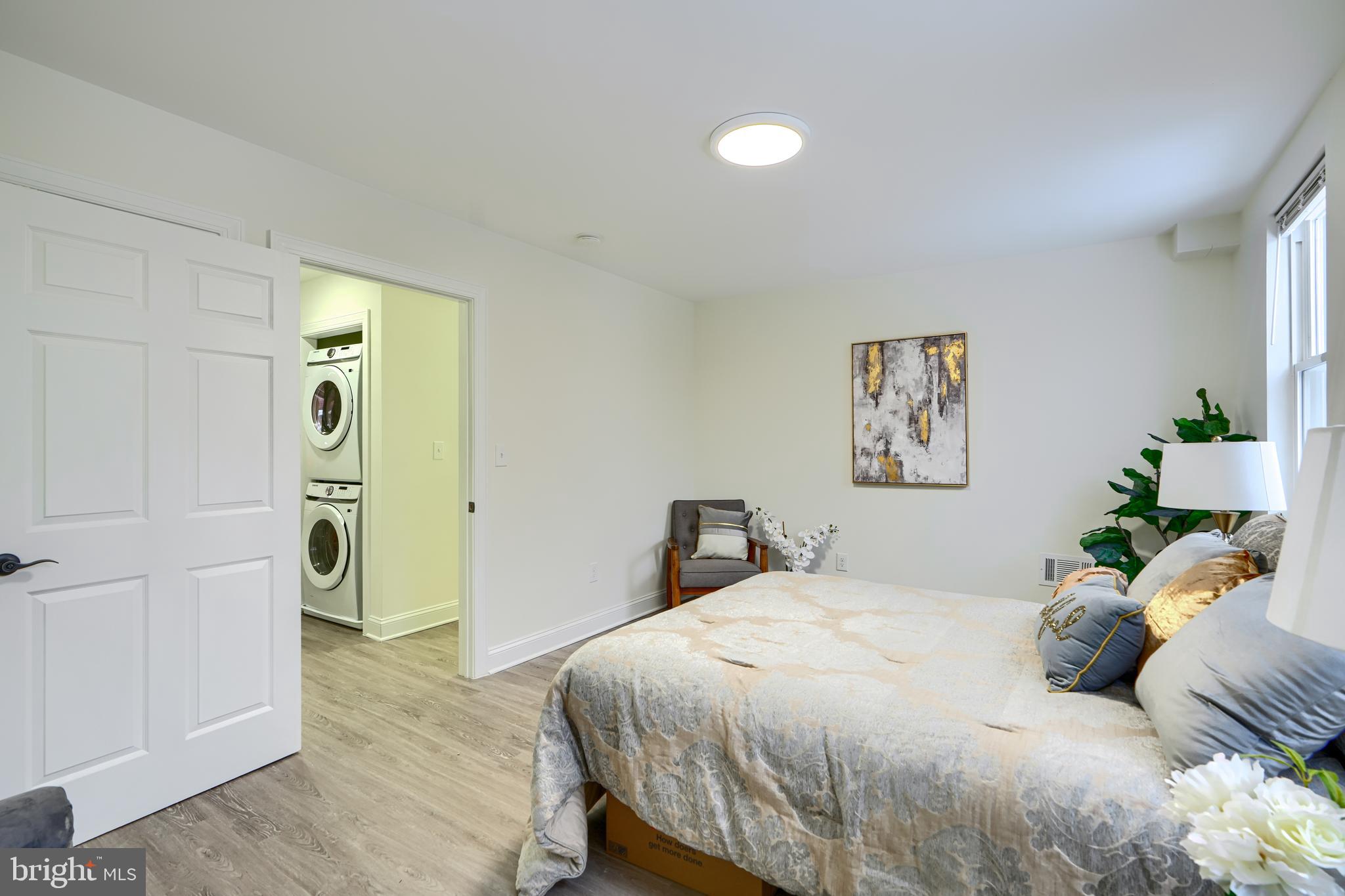 PIMLICO - Residential