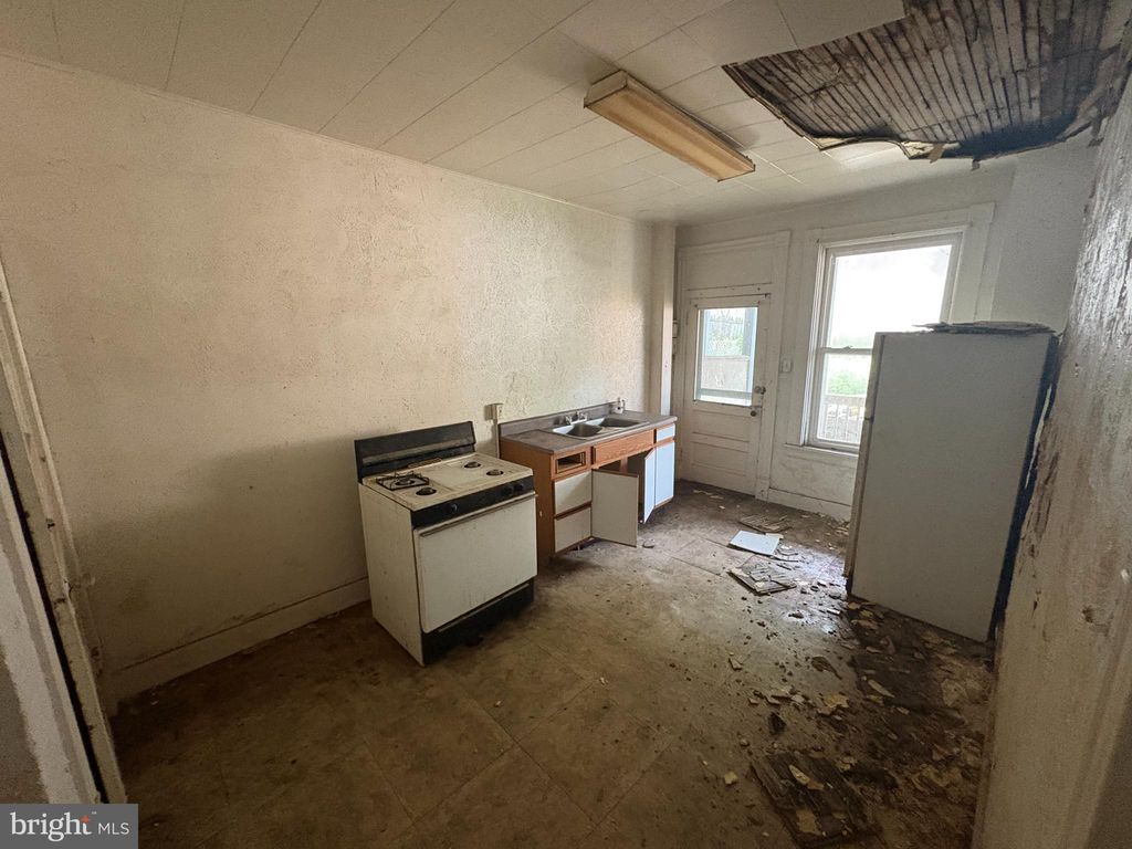 Photo of 418 Middle Ave, WILMERDING, PA 15148 (MLS # PAAY2000382)