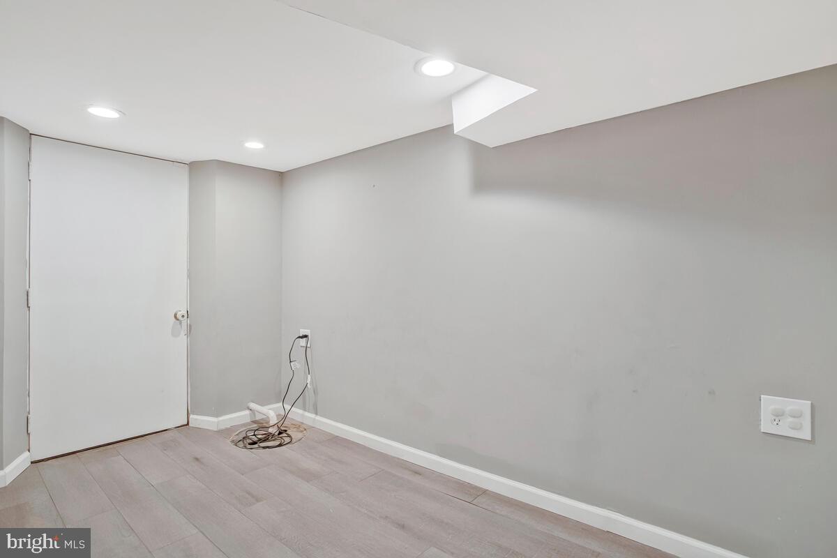 GLEN GARDENS - Residential