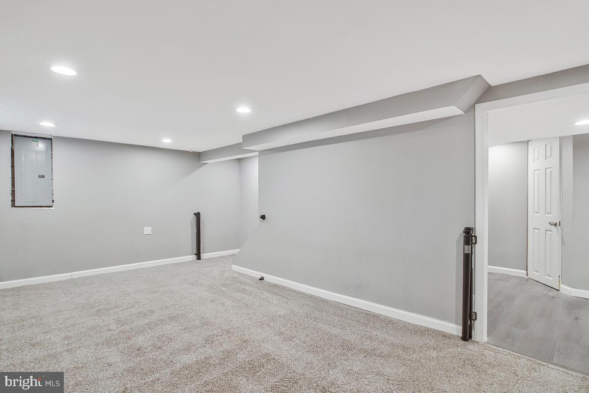 GLEN GARDENS - Residential