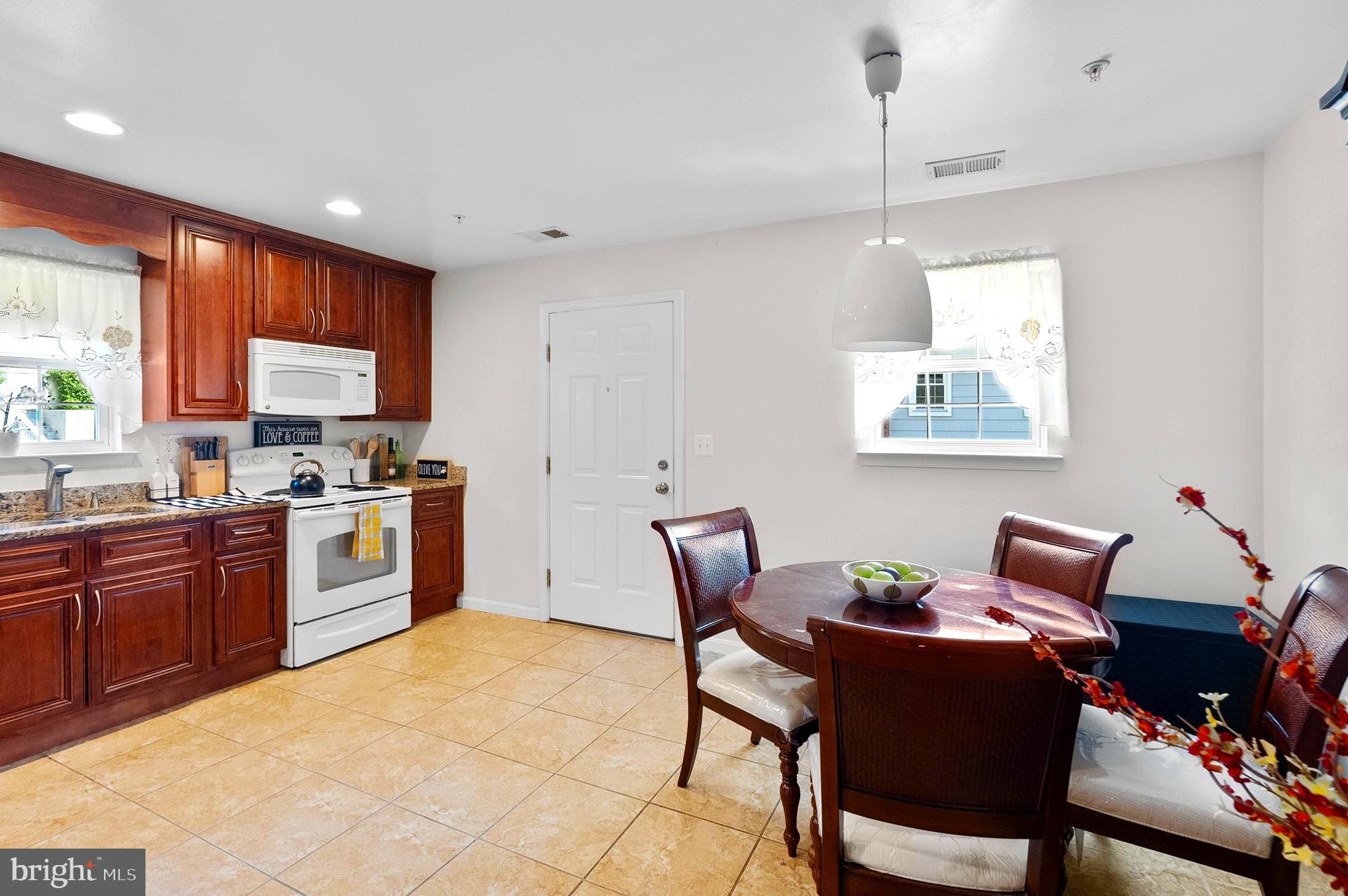 CAPITOL HEIGHTS - Residential