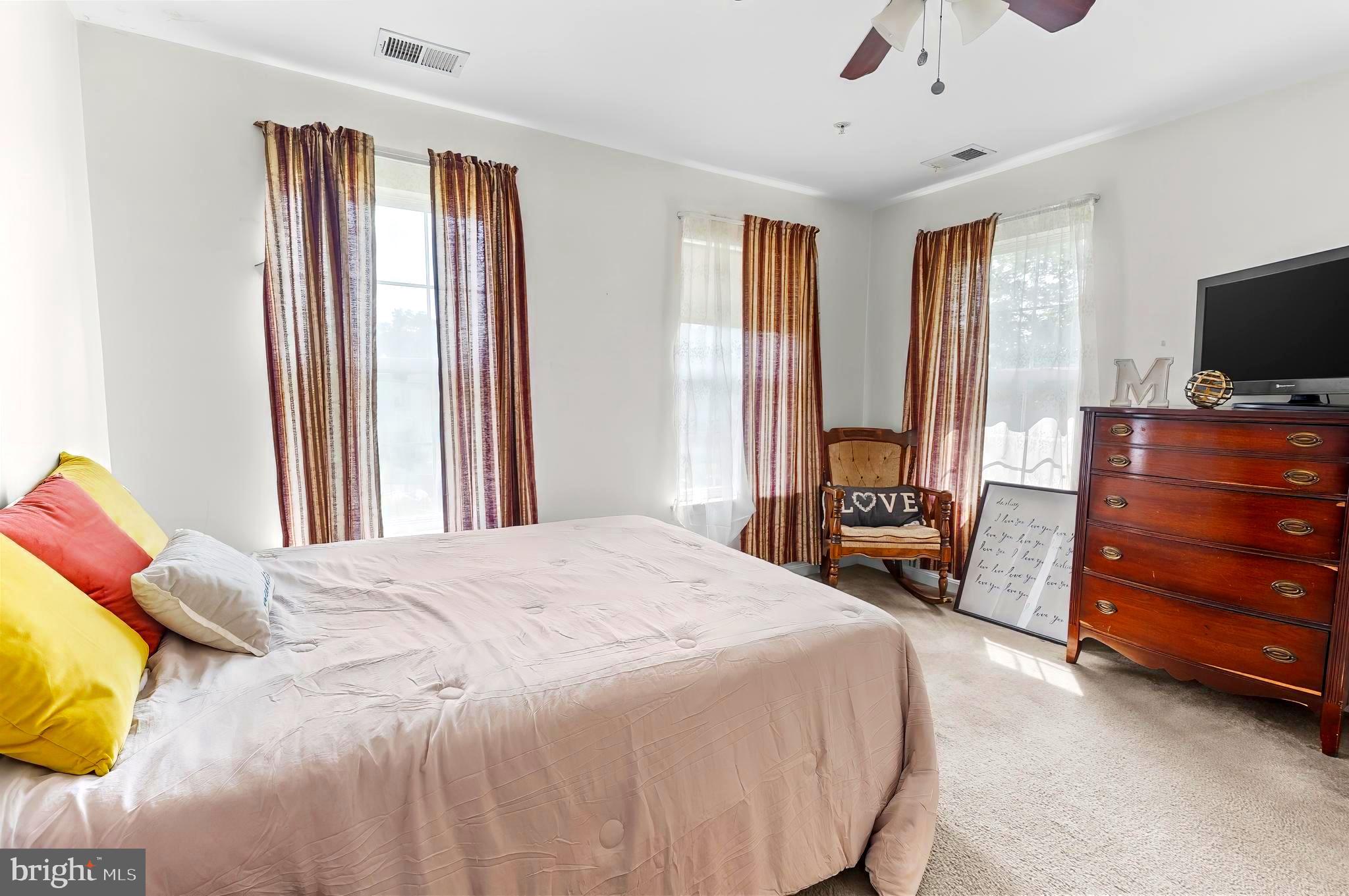 CAPITOL HEIGHTS - Residential