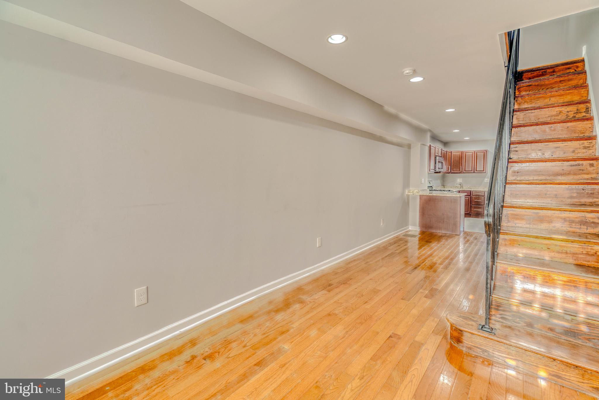 PORT RICHMOND - Residential