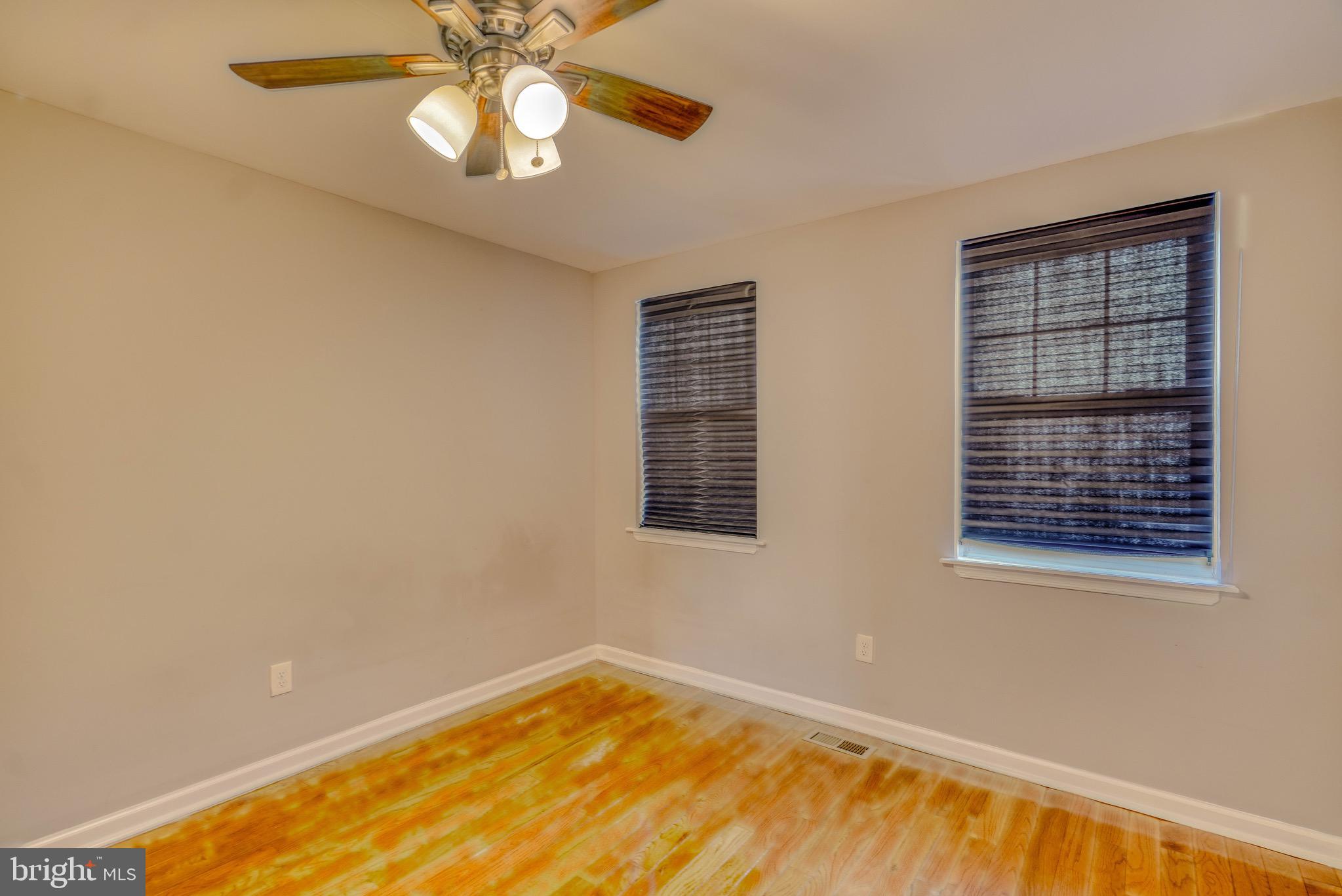 PORT RICHMOND - Residential