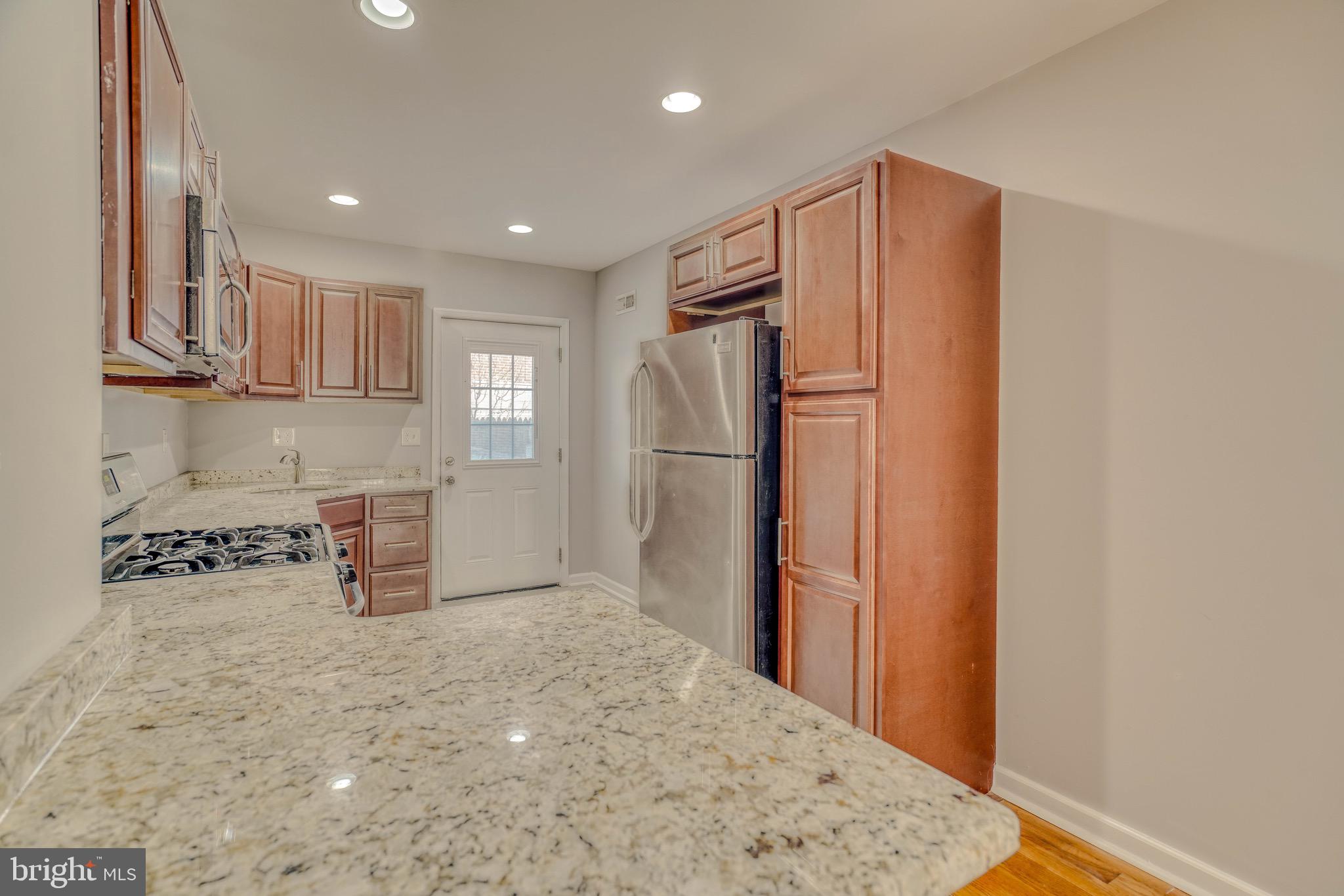 PORT RICHMOND - Residential