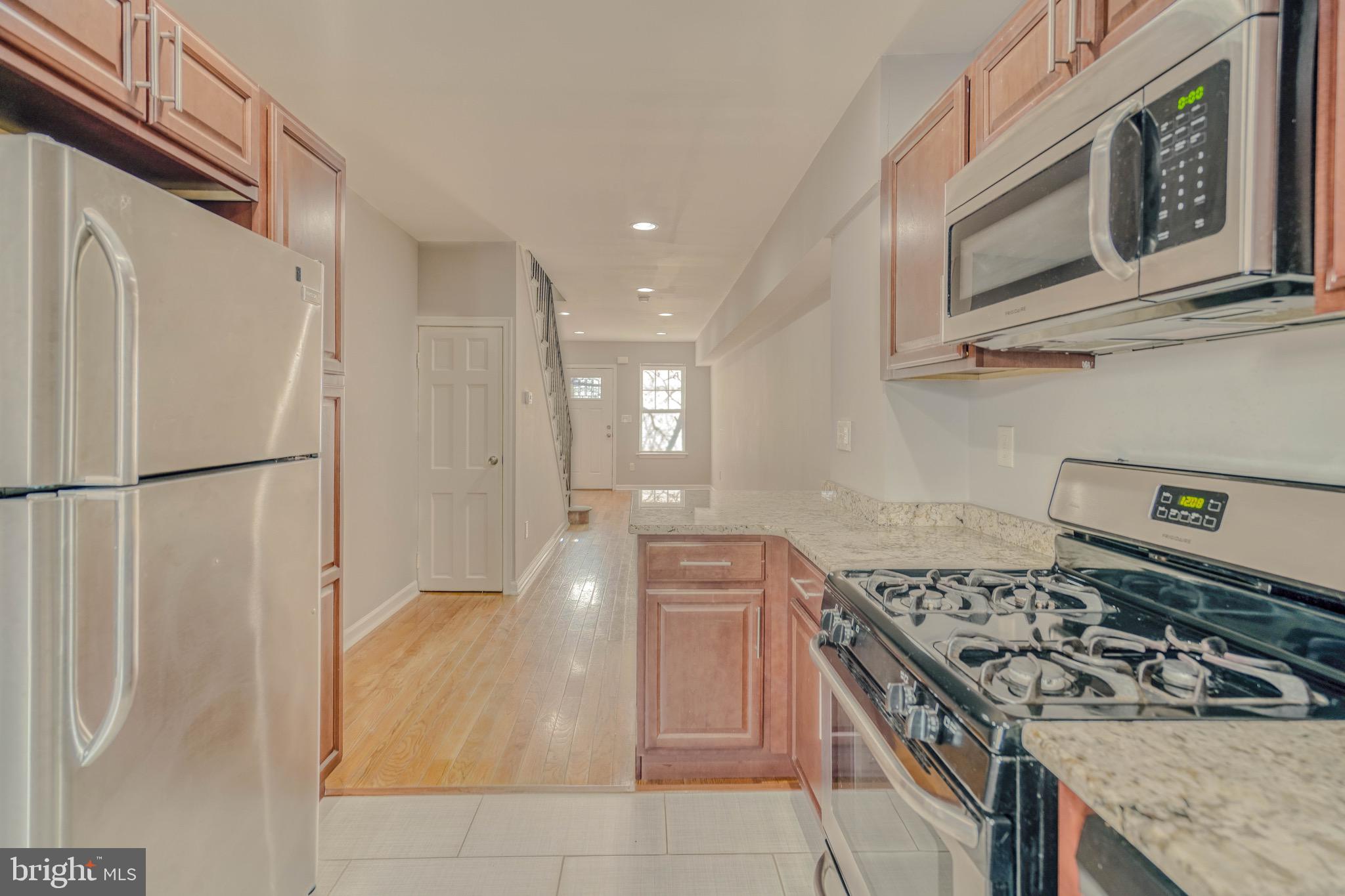 PORT RICHMOND - Residential