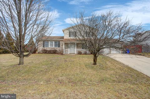 1760 HOLLY LANE CHAMBERSBURG PA 17202