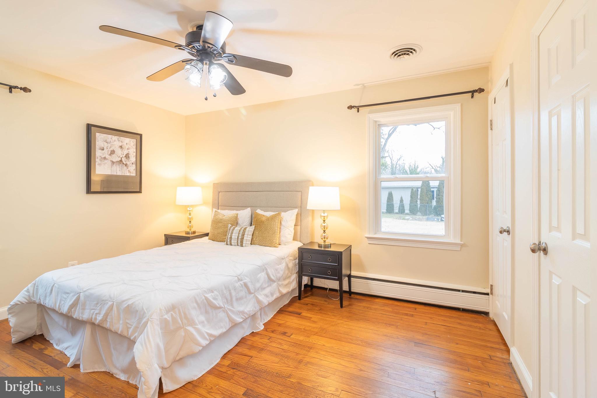 TOWN CREEK - Residential