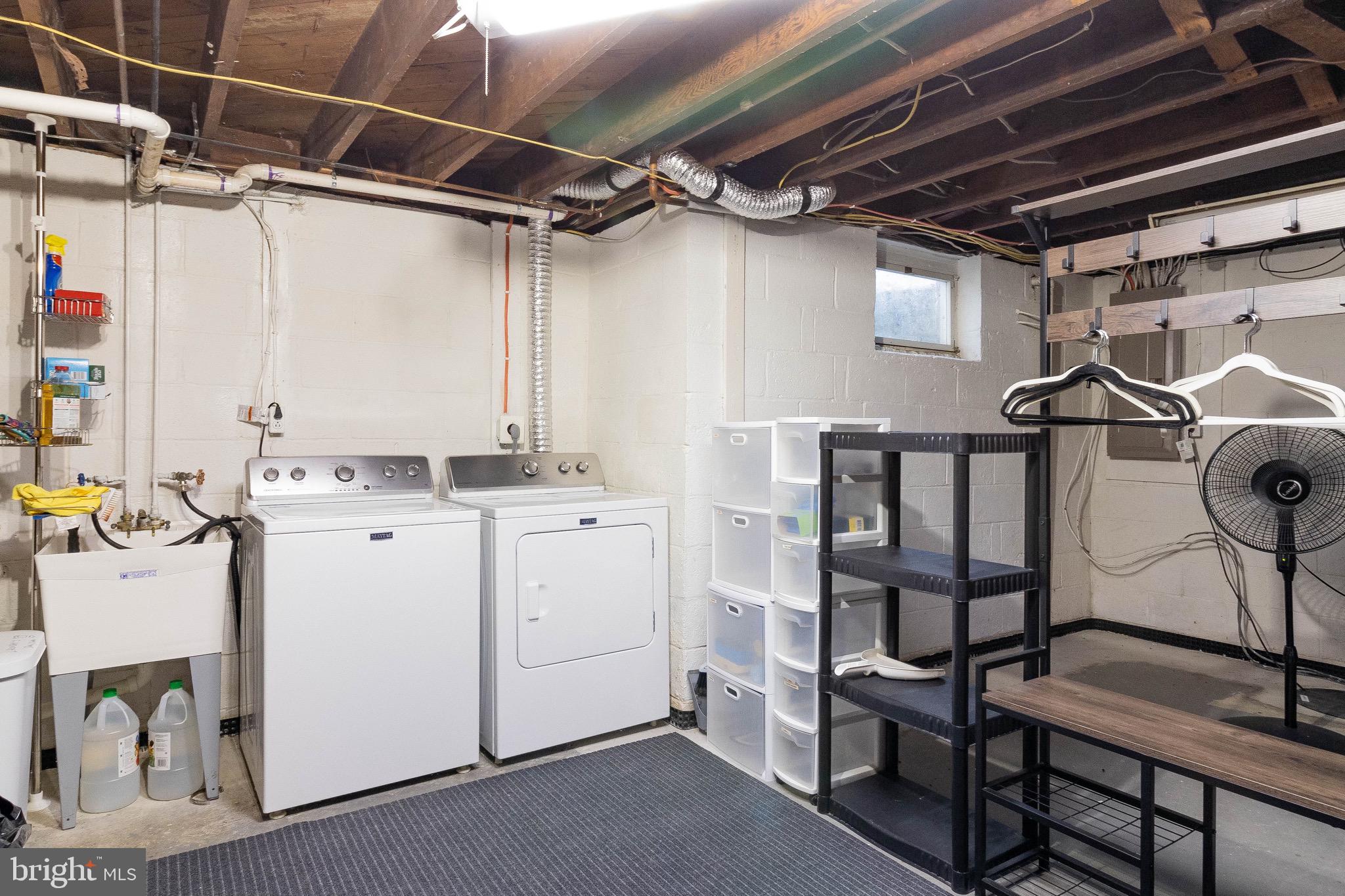 TOWN CREEK - Residential