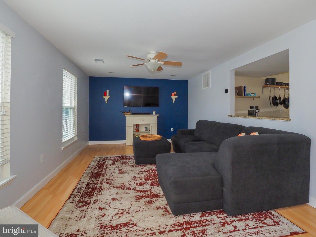 FOUR SEASONS ESTATES - Residential