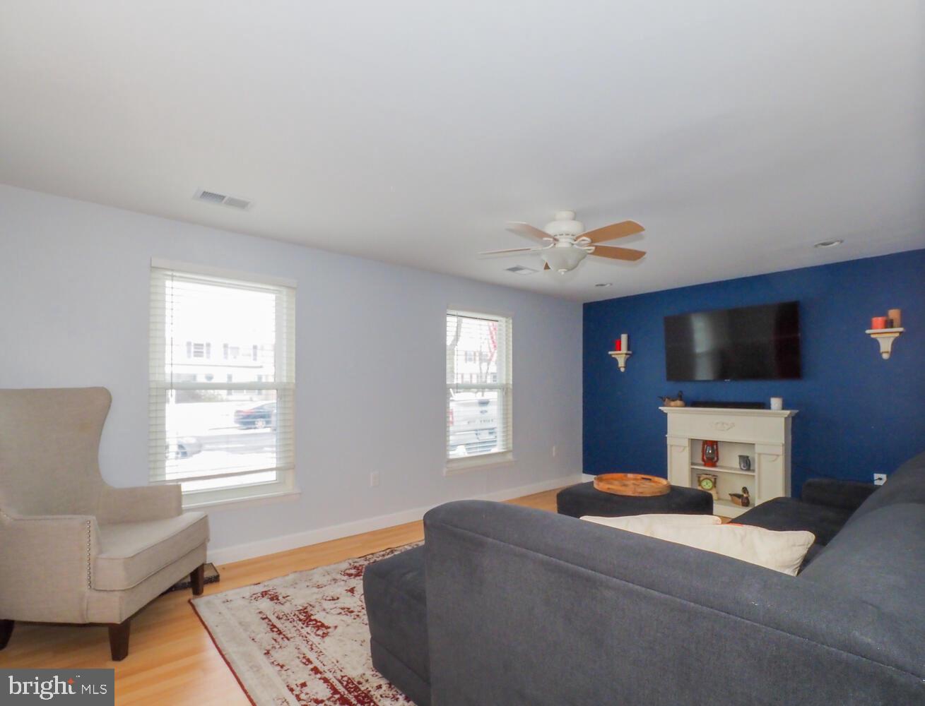 FOUR SEASONS ESTATES - Residential