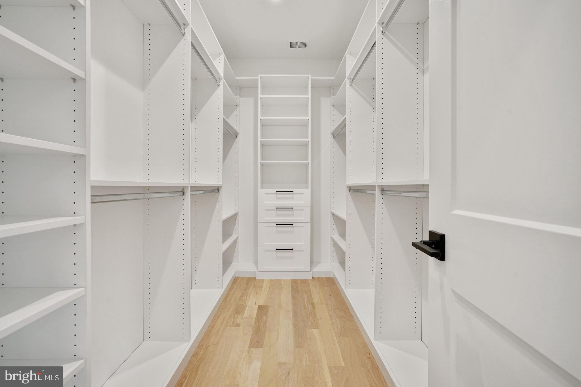 BALLSTON - Residential